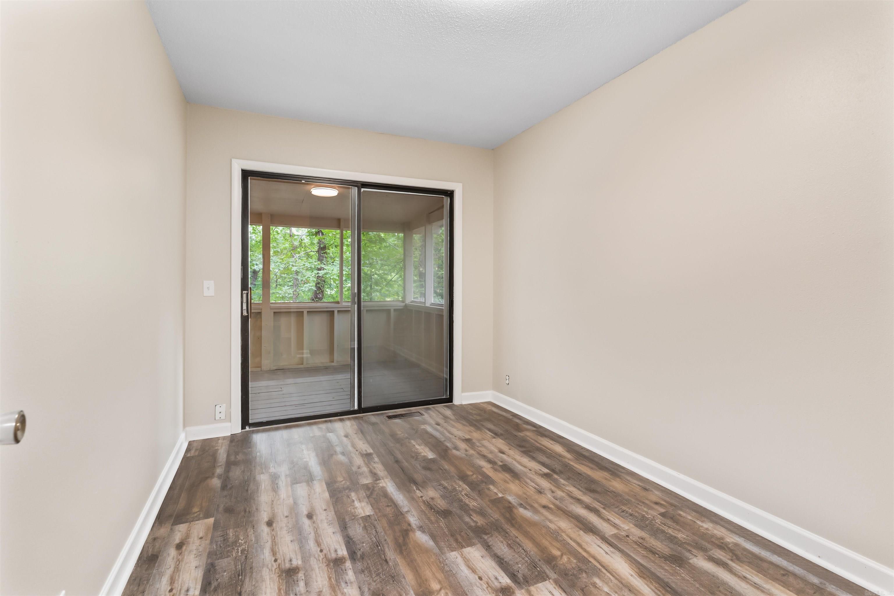 2 Hondo Lane Property Photo 26