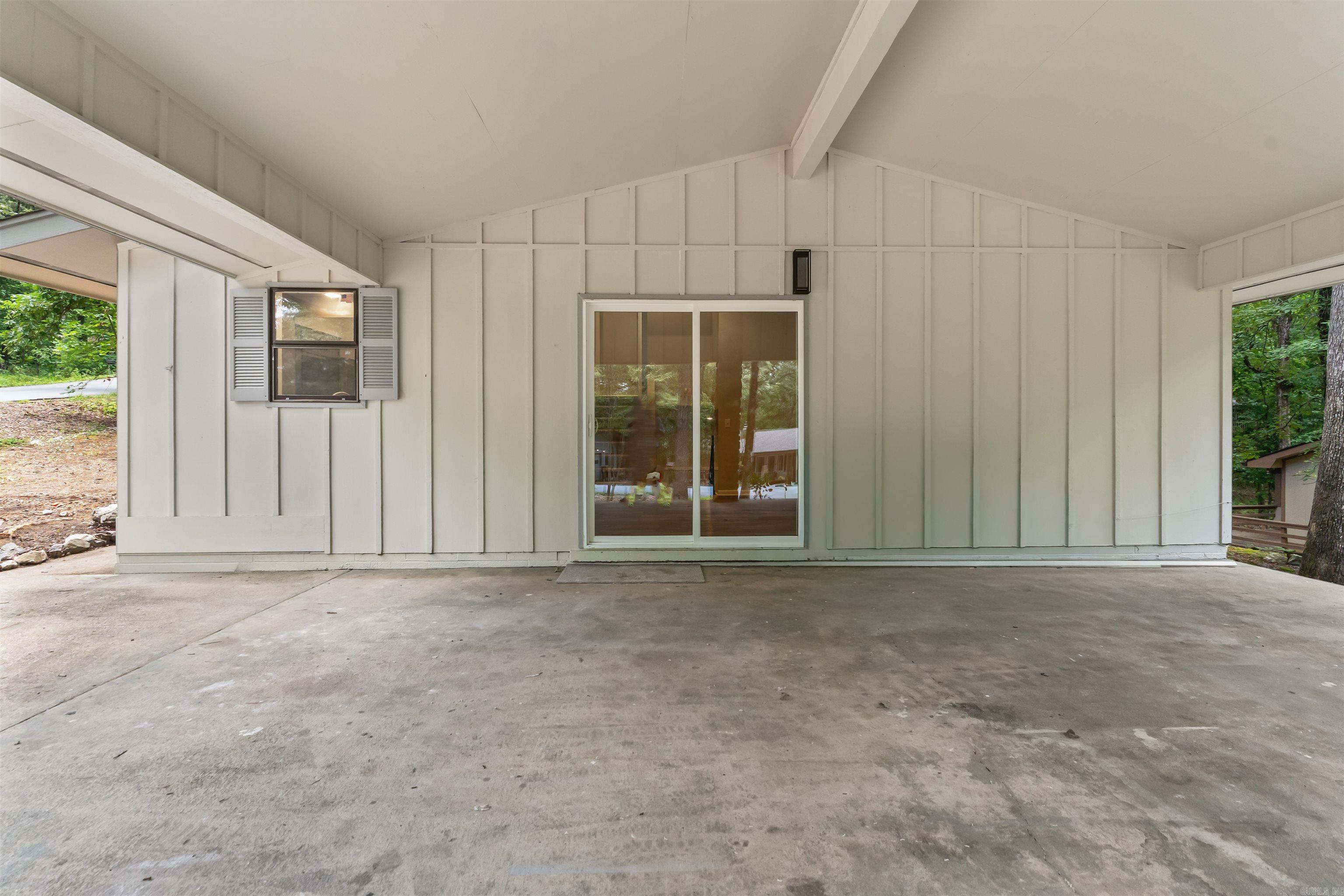 2 Hondo Lane Property Photo 33