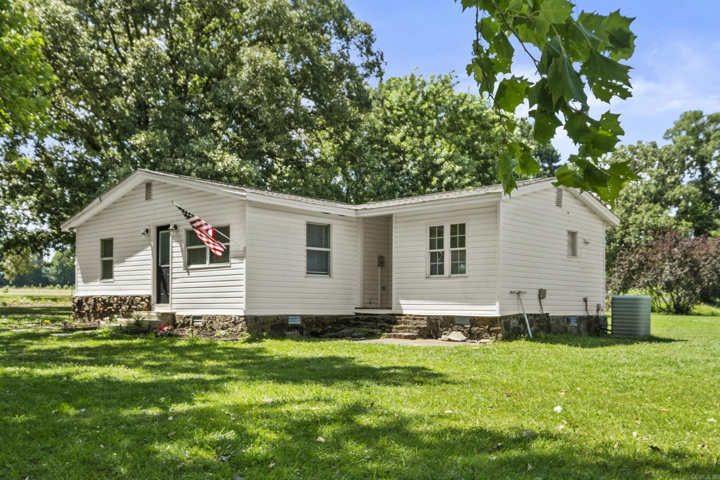 2370 Gum Springs Road Property Photo 1