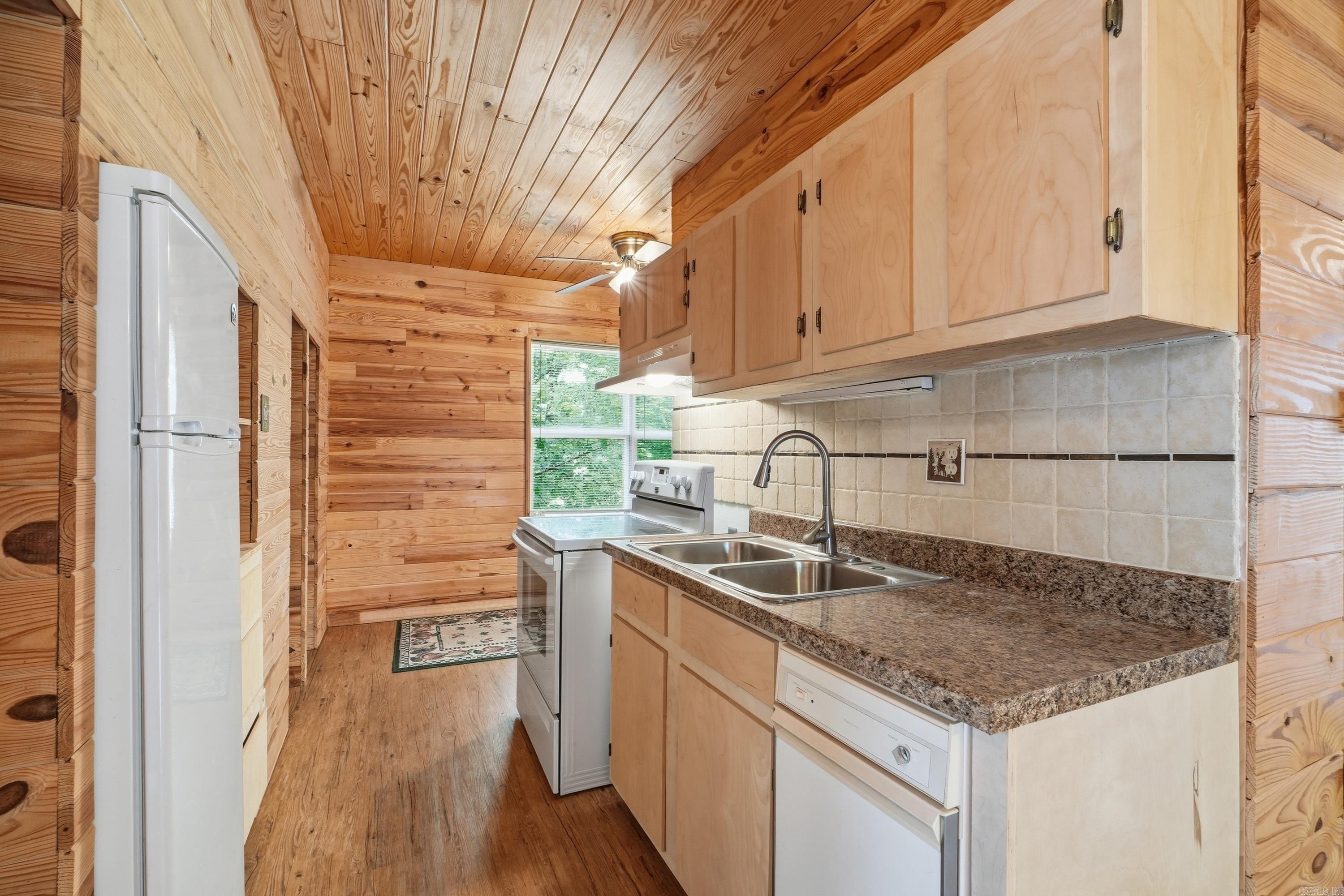 4950 Brewer Rd. Property Photo 40