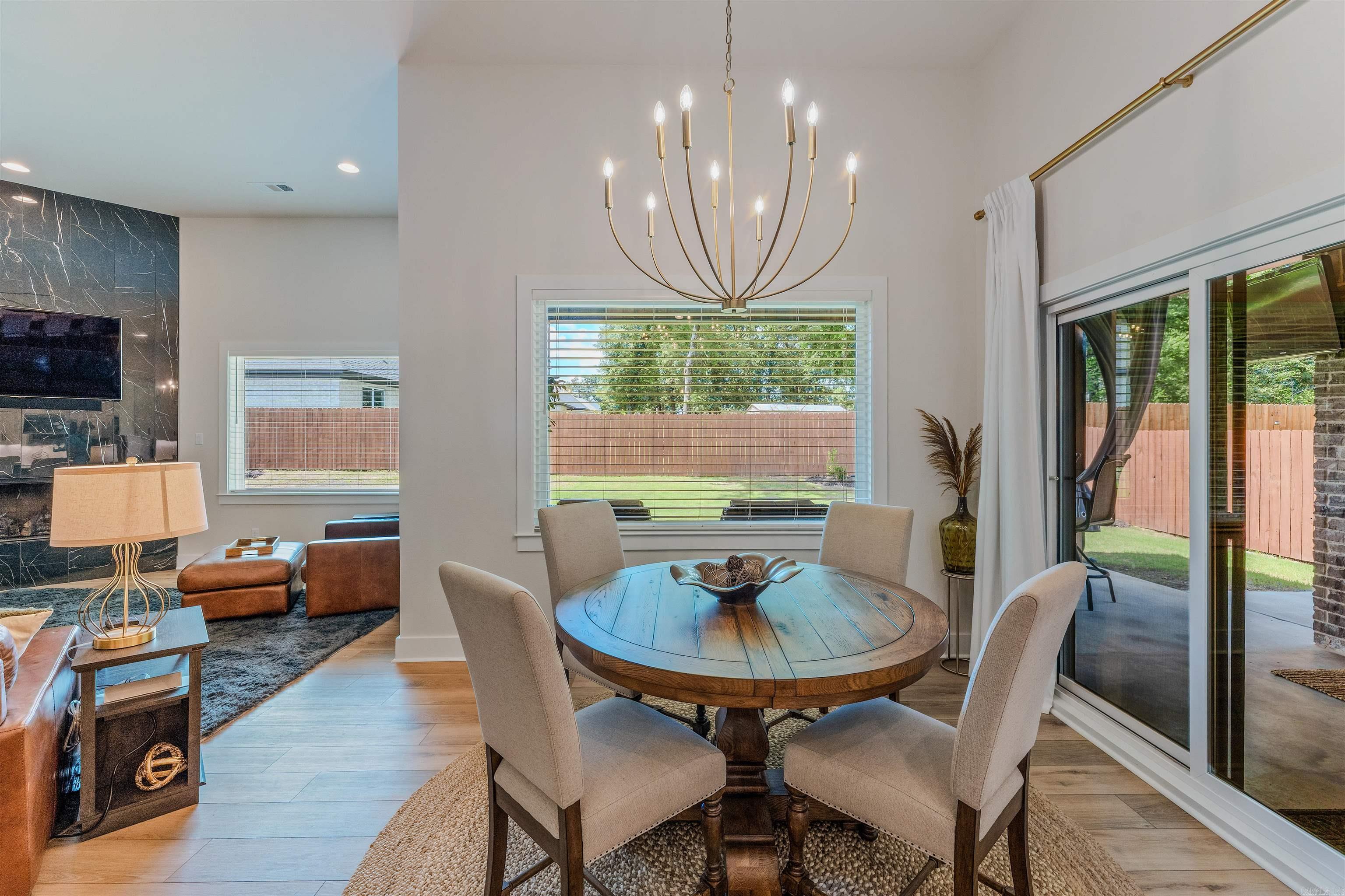 6037 Coral Ridge Drive Property Photo 11