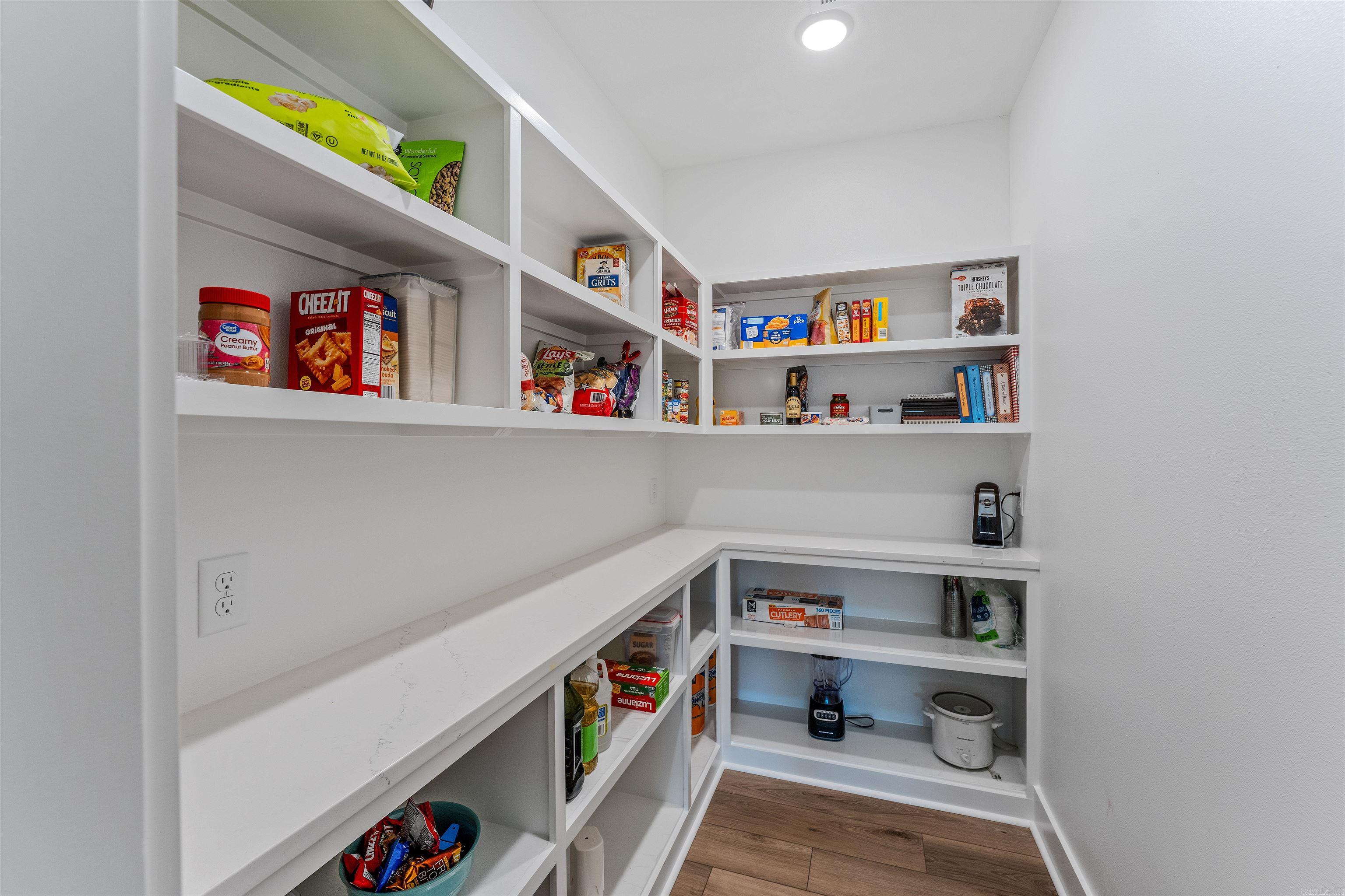 6037 Coral Ridge Drive Property Photo 29