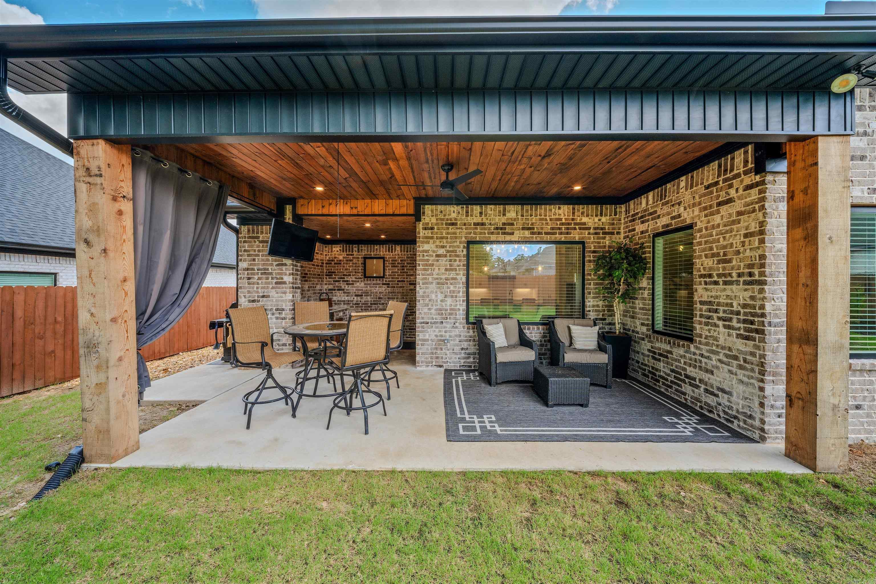 6037 Coral Ridge Drive Property Photo 35