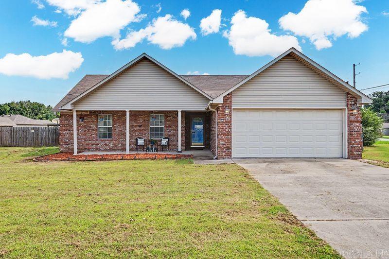 100 Meadowlark Property Photo 1