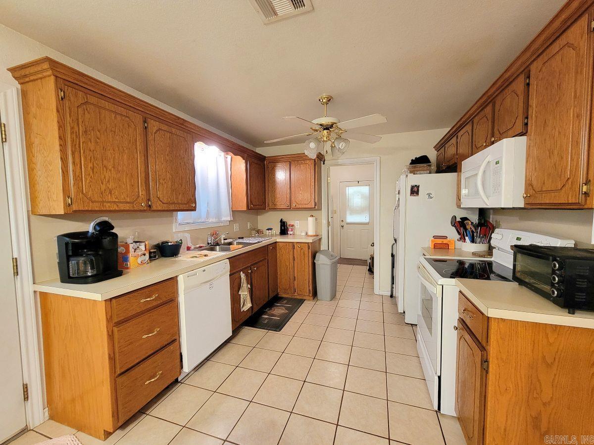 117 Cub Drive Property Photo 4