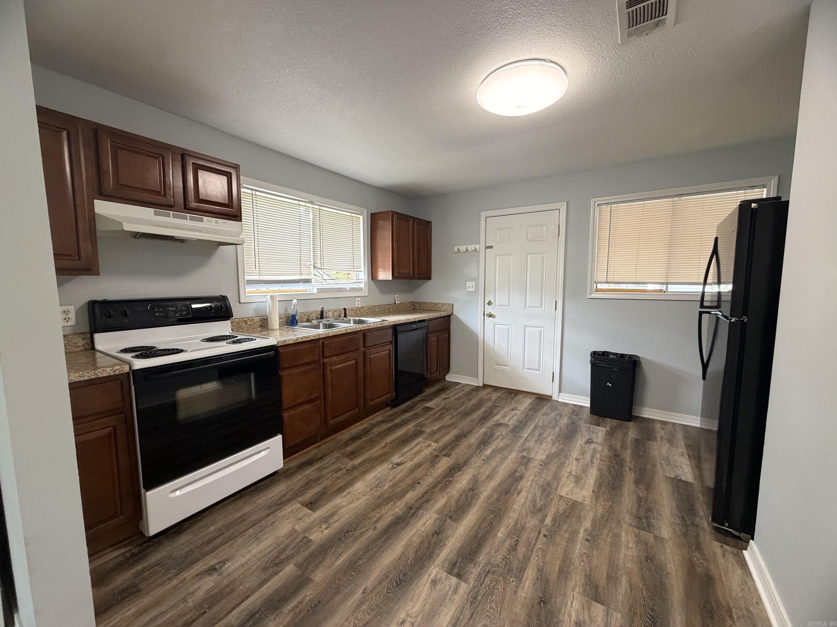 1614 S Boston Place Property Photo 11
