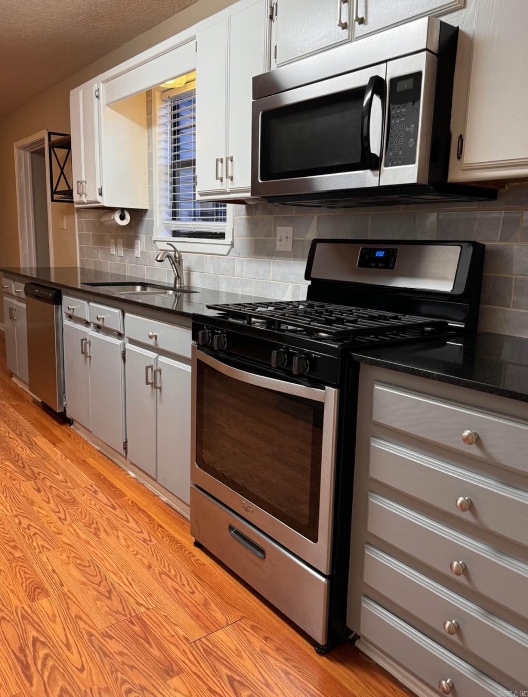 681 Amity Road Property Photo 6