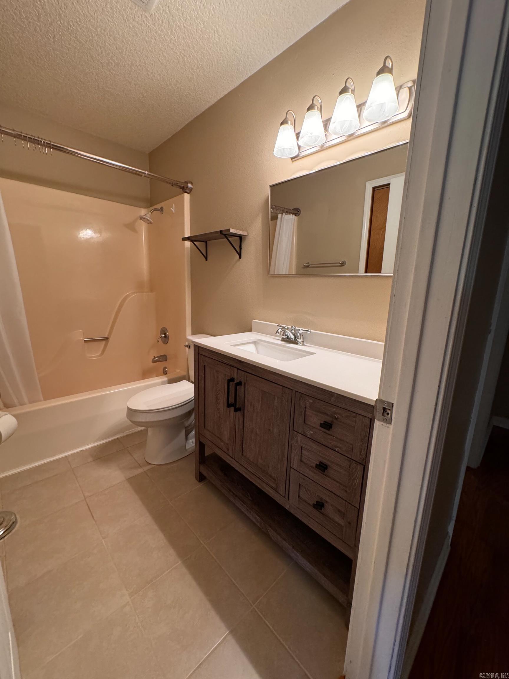 681 Amity Road Property Photo 20
