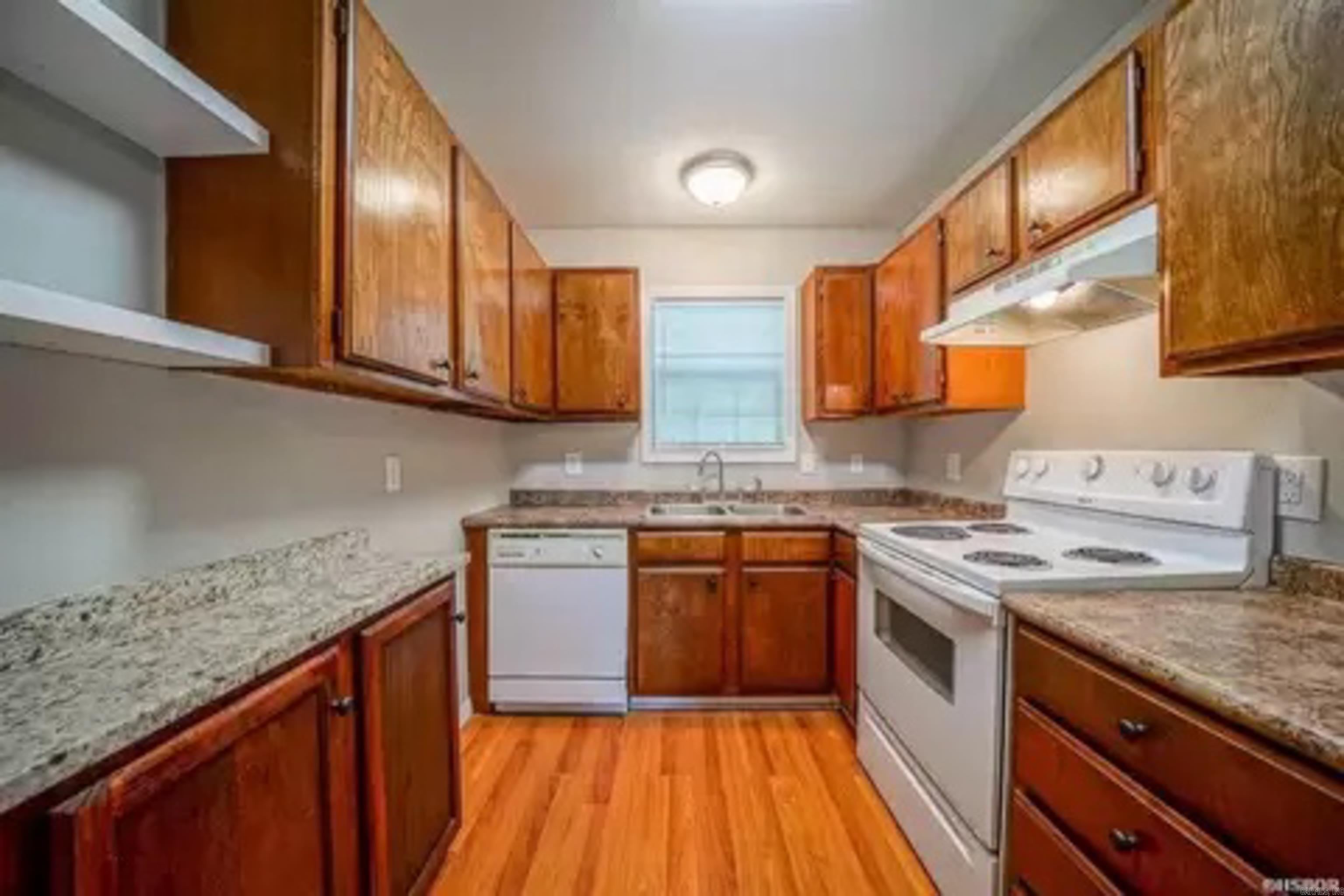 681 Amity Road Property Photo 32