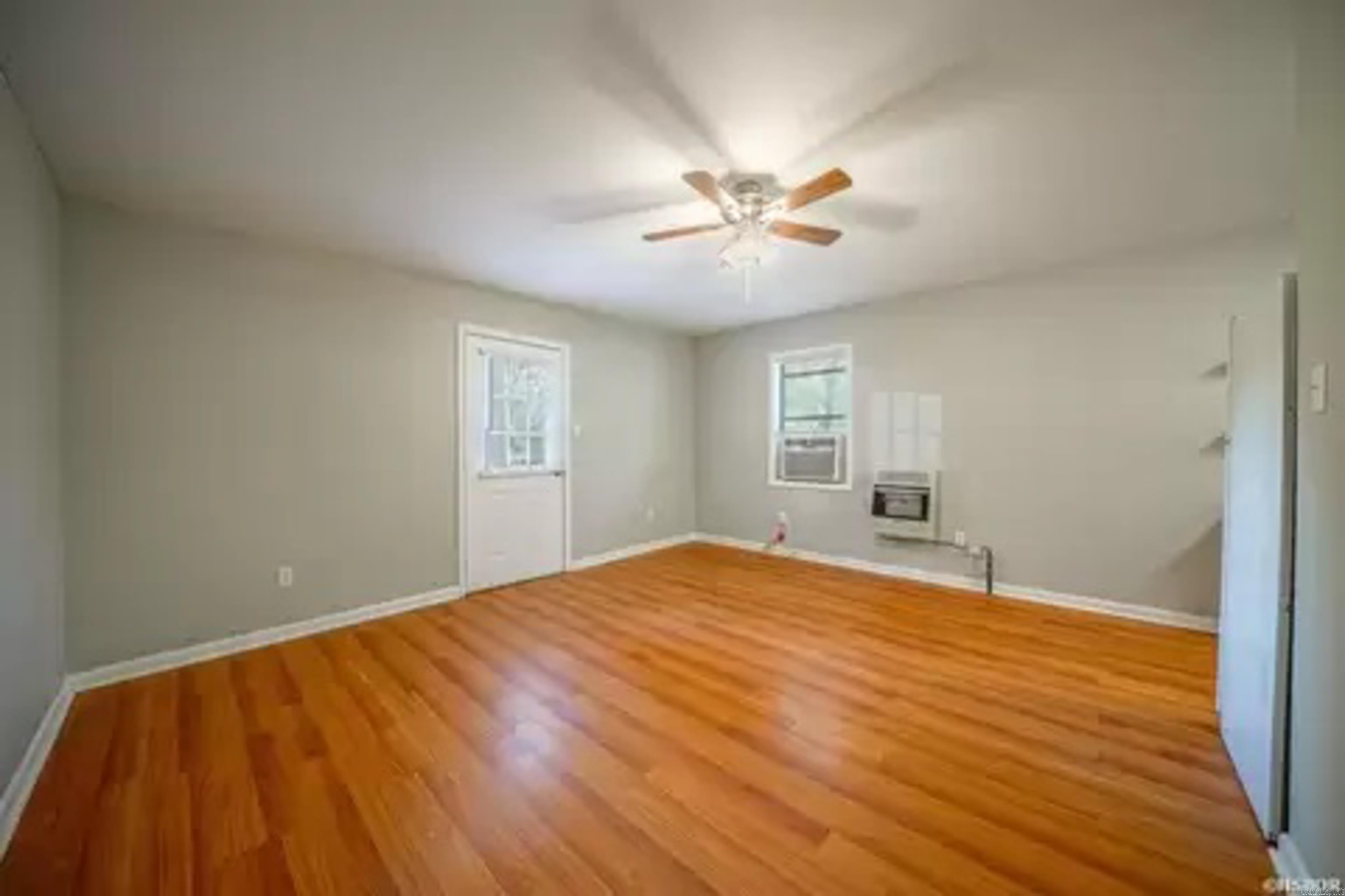 681 Amity Road Property Photo 33