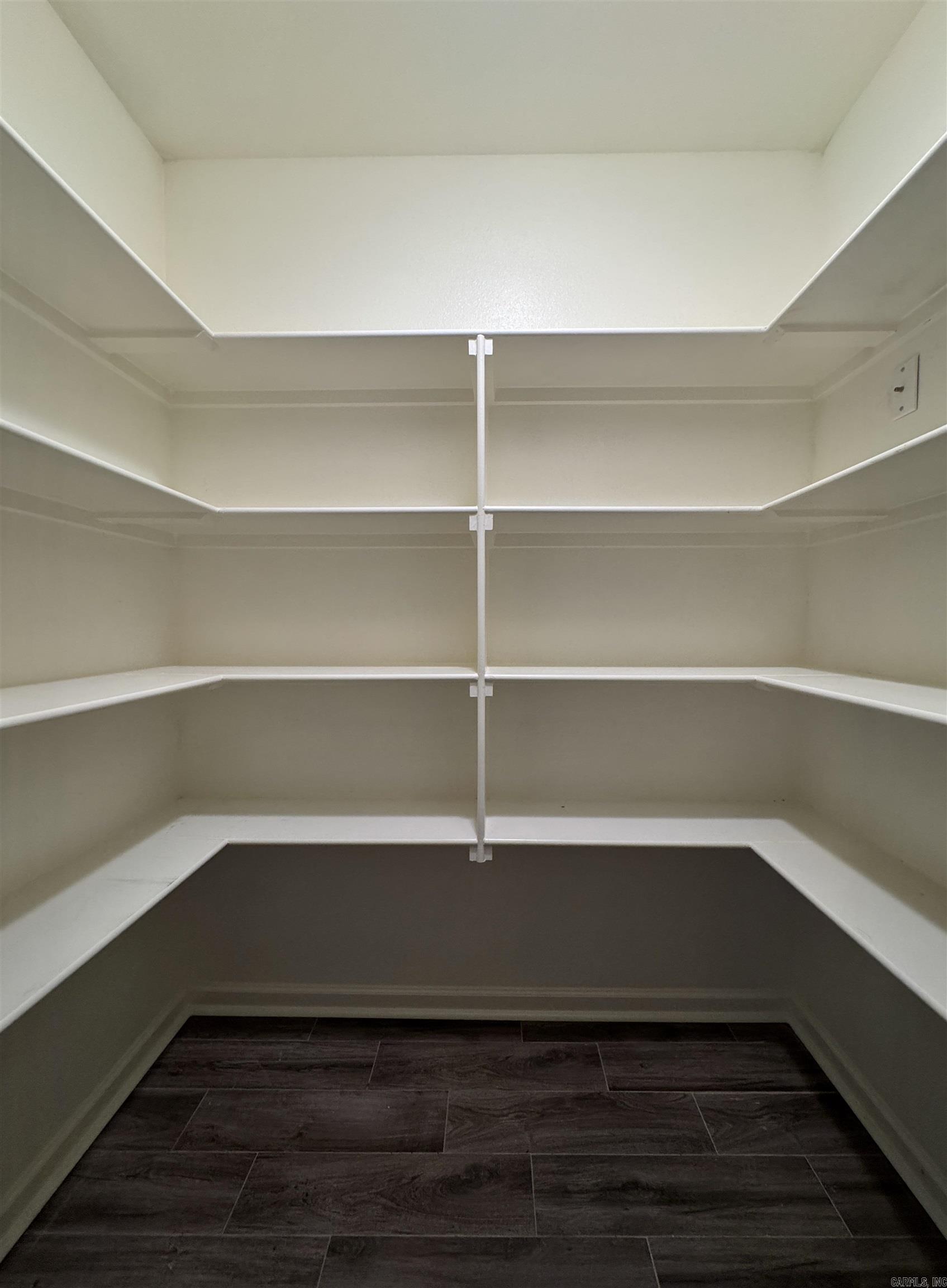 210 Hillshire Loop Property Photo 12