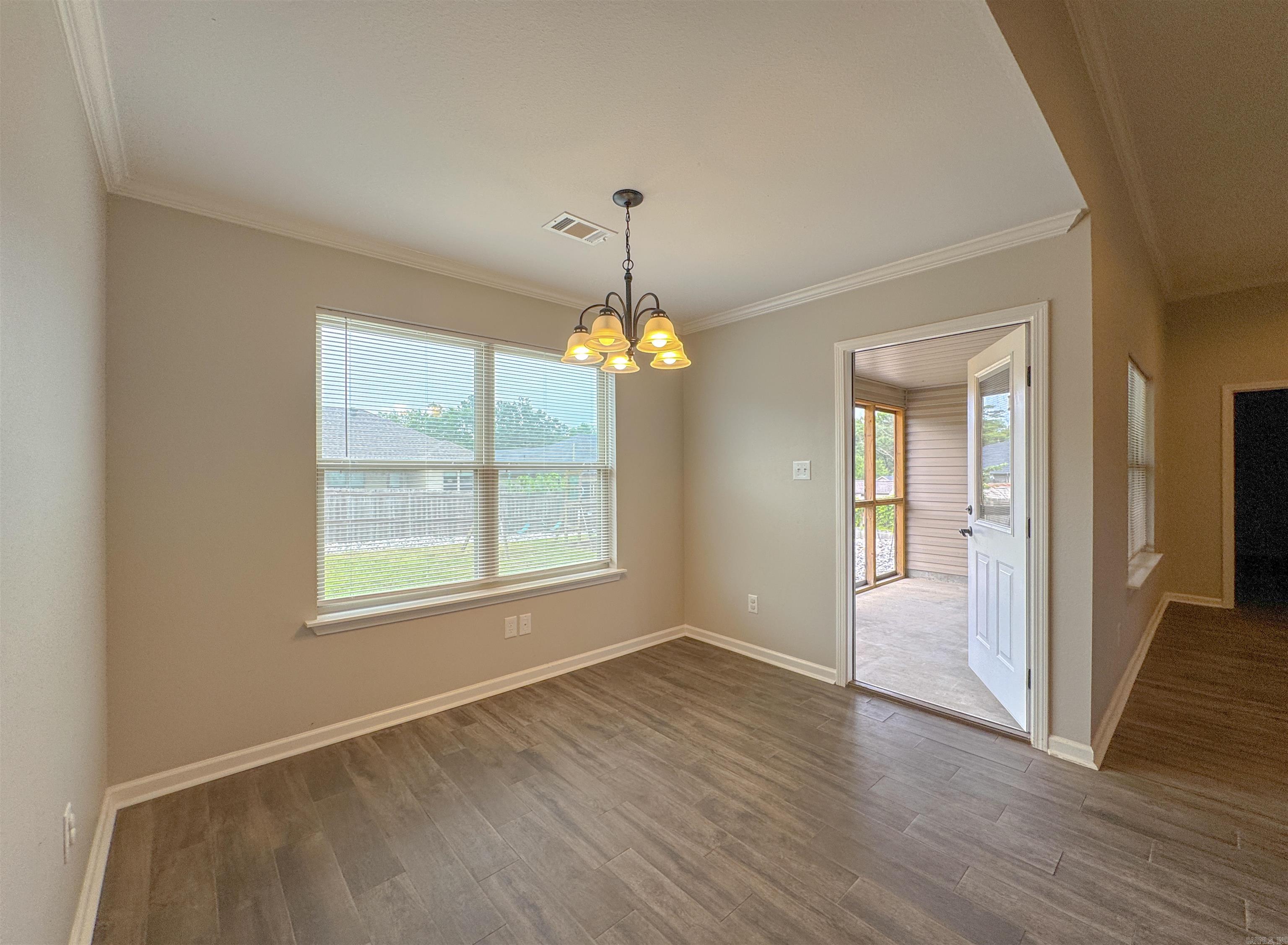 210 Hillshire Loop Property Photo 14