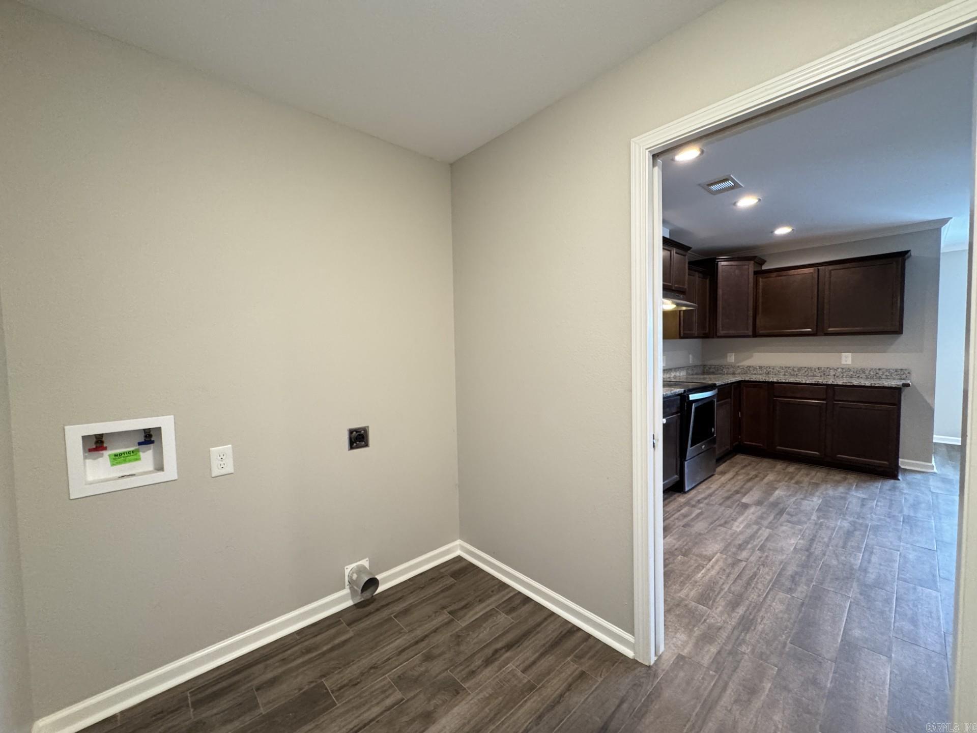 210 Hillshire Loop Property Photo 29