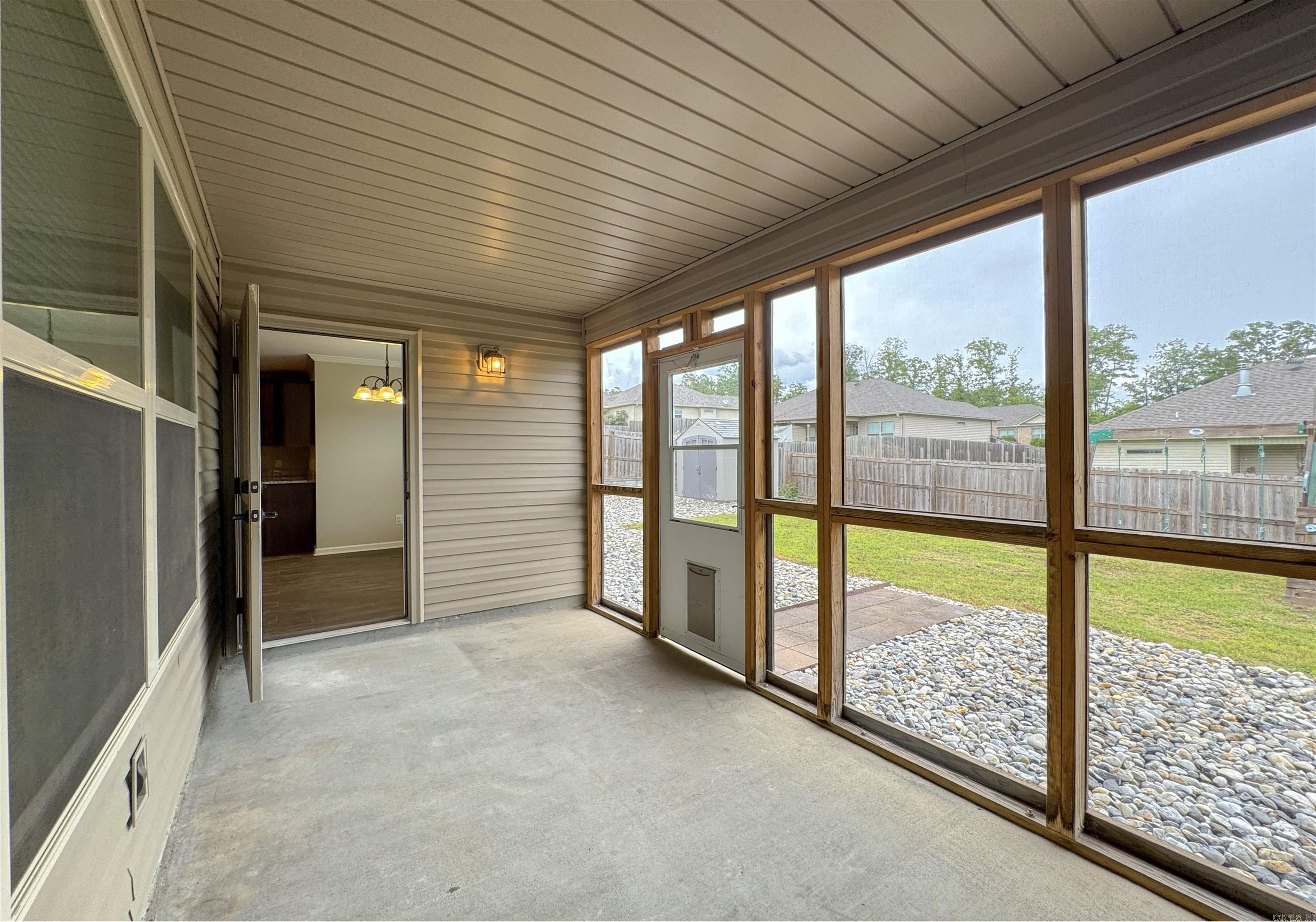 210 Hillshire Loop Property Photo 32