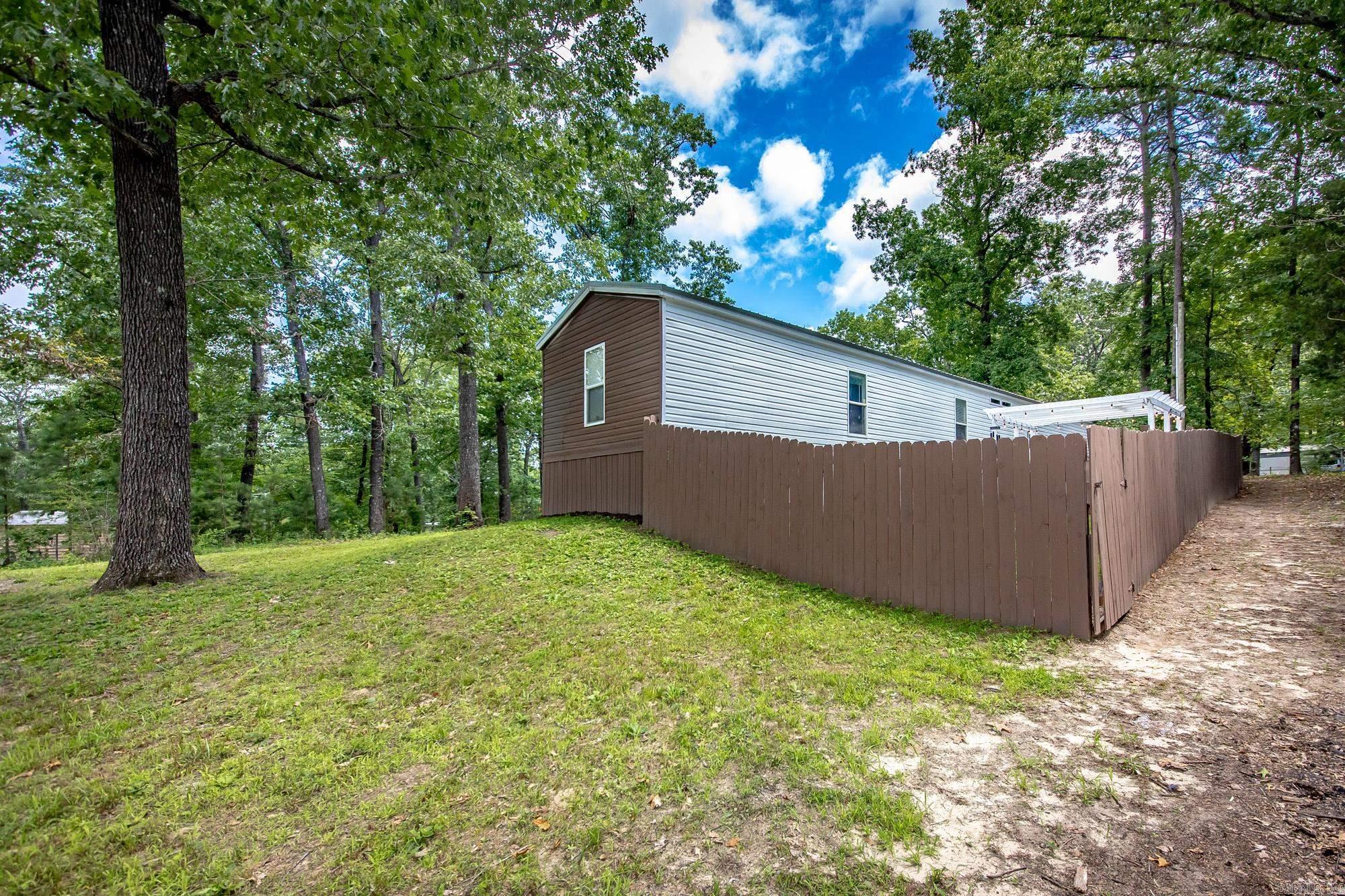 19928 Sally Circle Property Photo 23