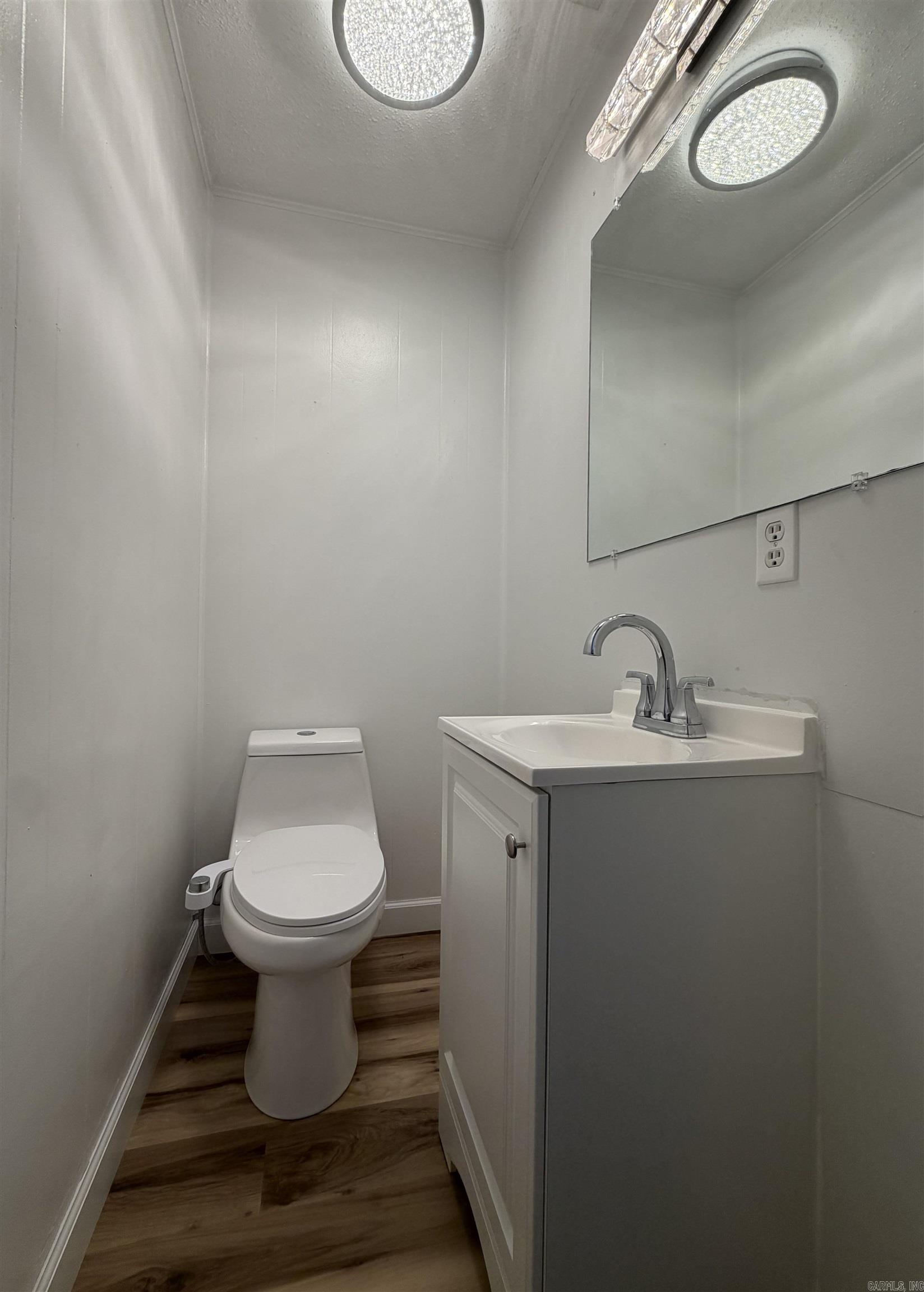 303 N Lemon Street Property Photo 11