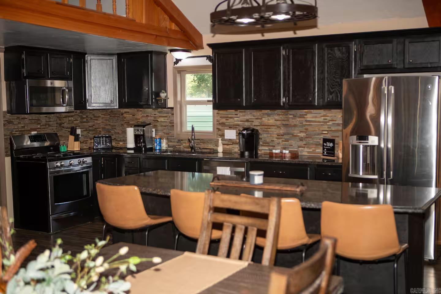 450 Sandy Trail Property Photo 10