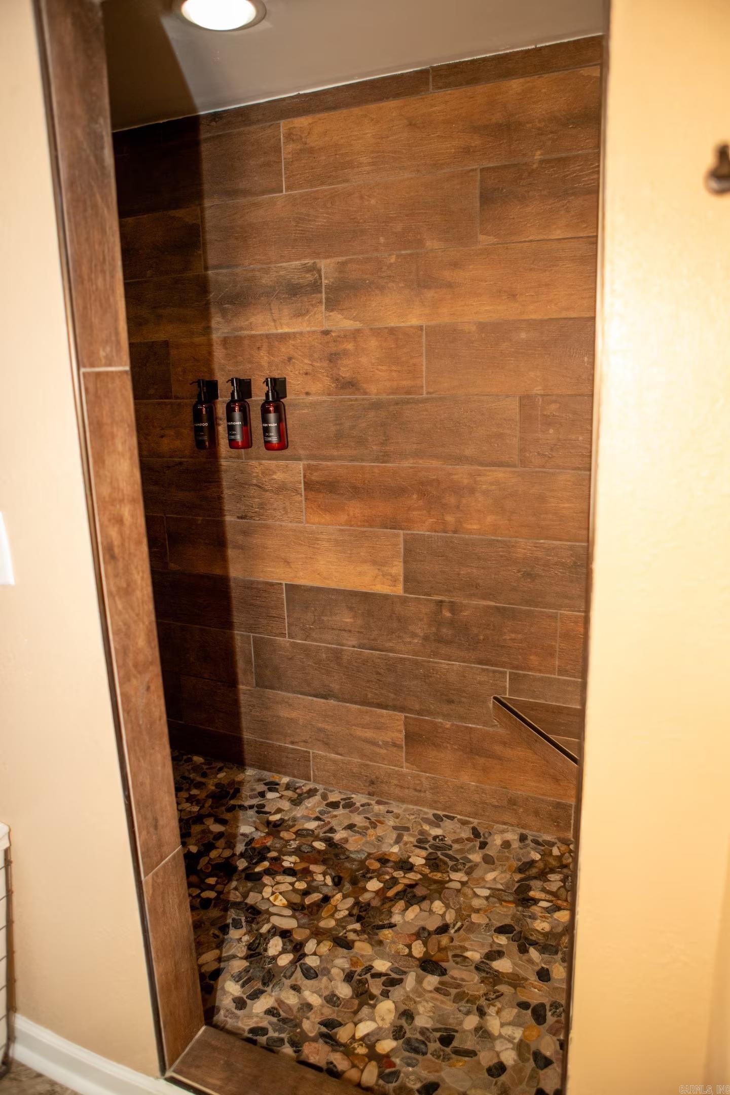 450 Sandy Trail Property Photo 22