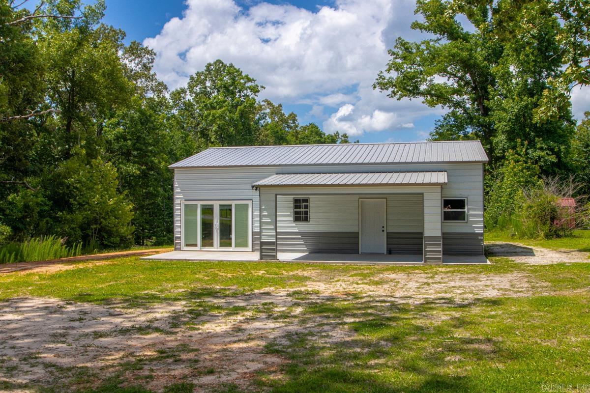 4504 Duncan Road Property Photo 1
