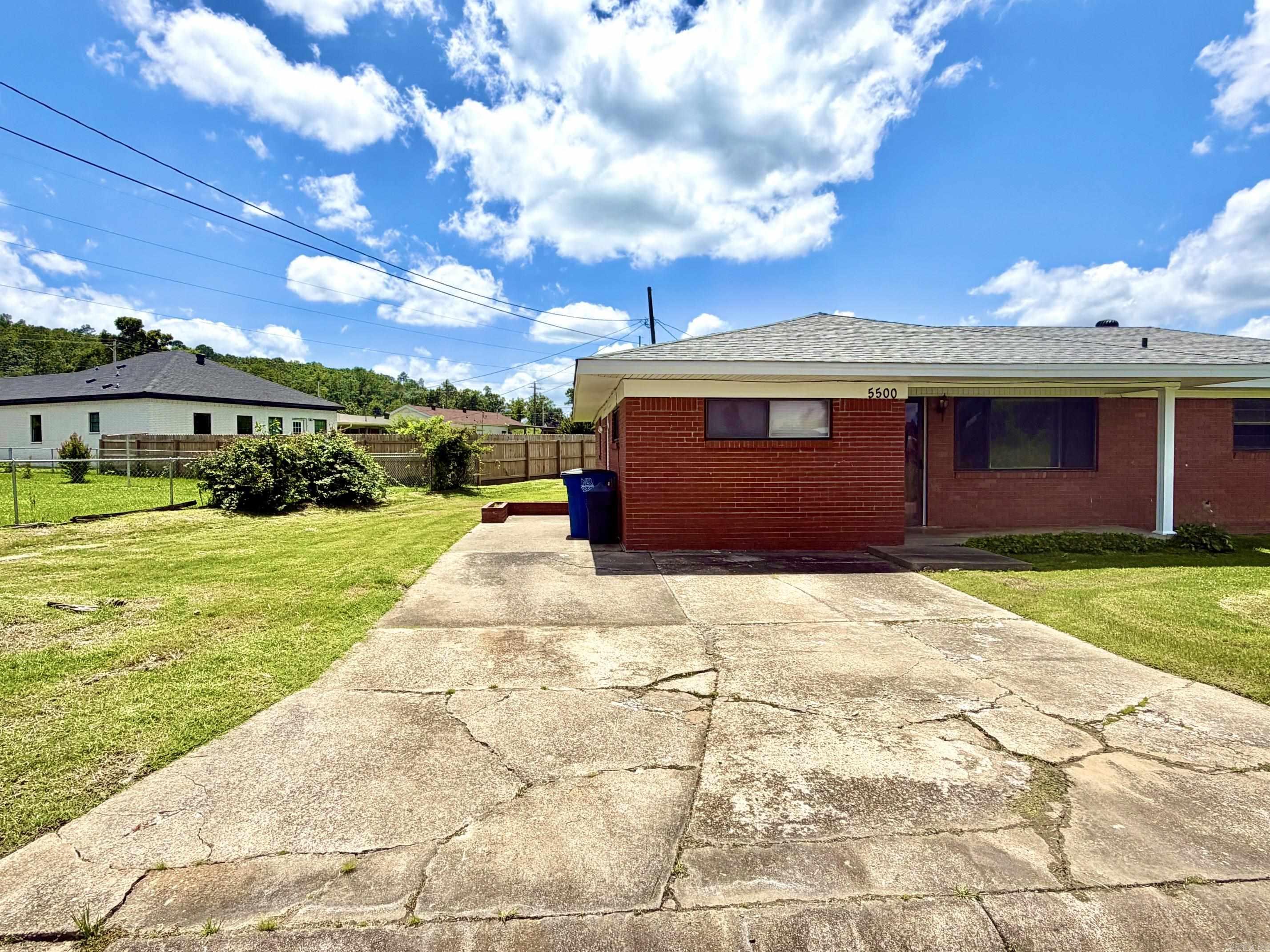 5500 Sonora Drive Property Photo 4