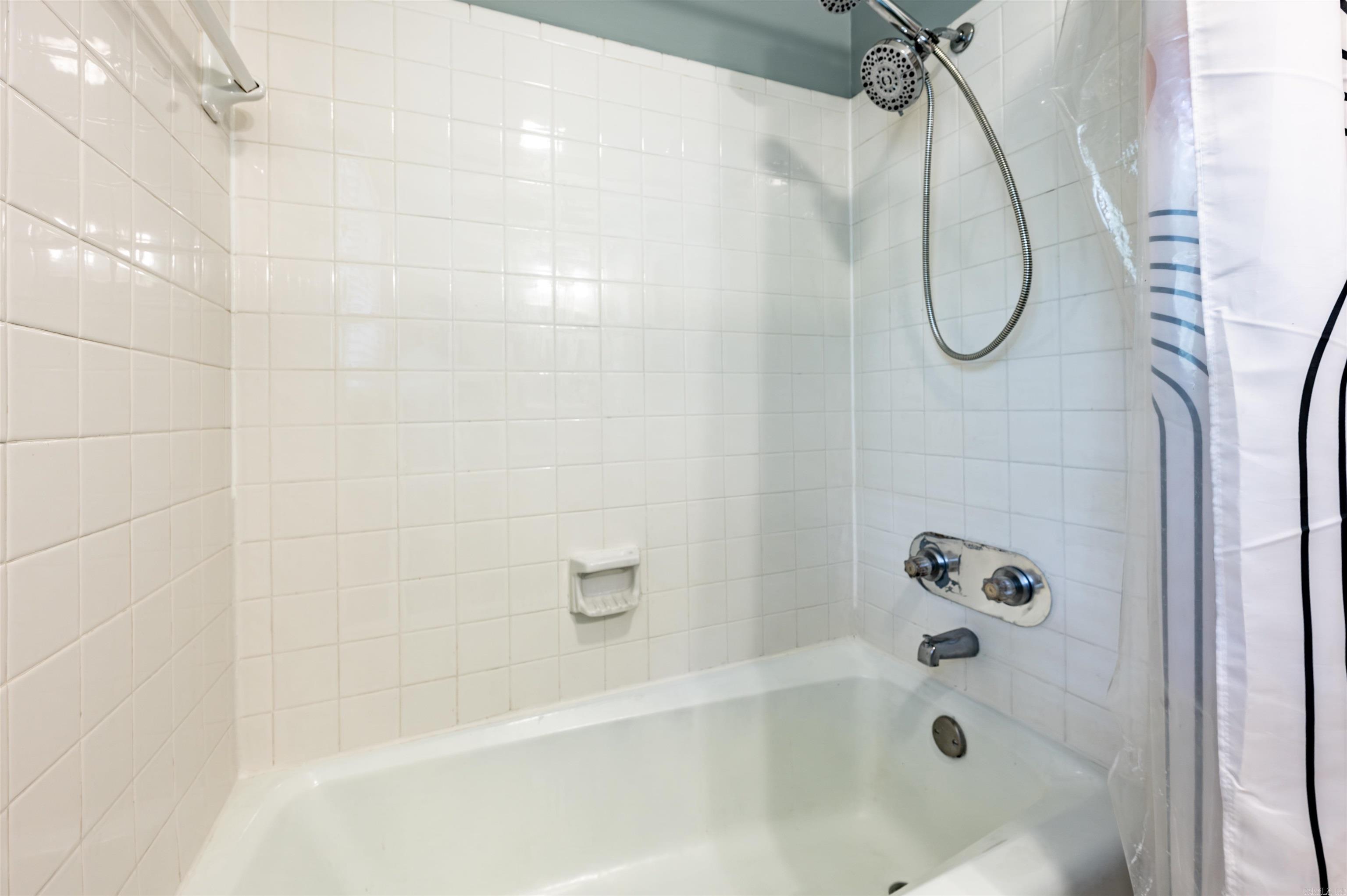 5 Pebble Beach Court Property Photo 32