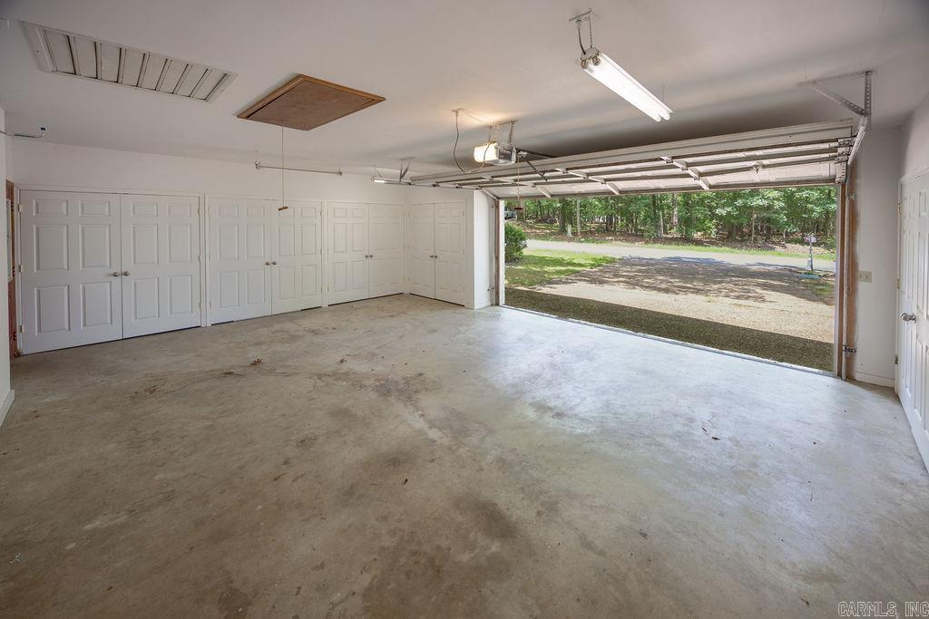 215 Pine Hill Rd Property Photo 32