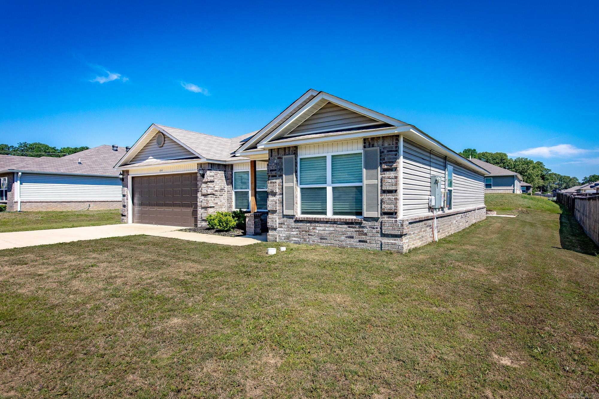 44 Dunnaway Drive Property Photo 8