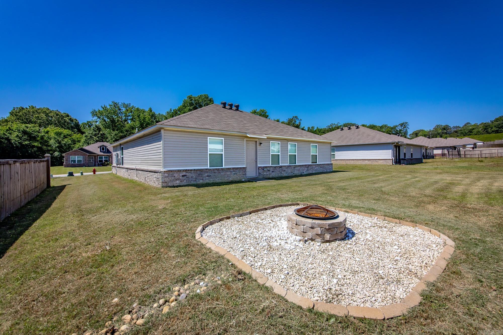44 Dunnaway Drive Property Photo 22