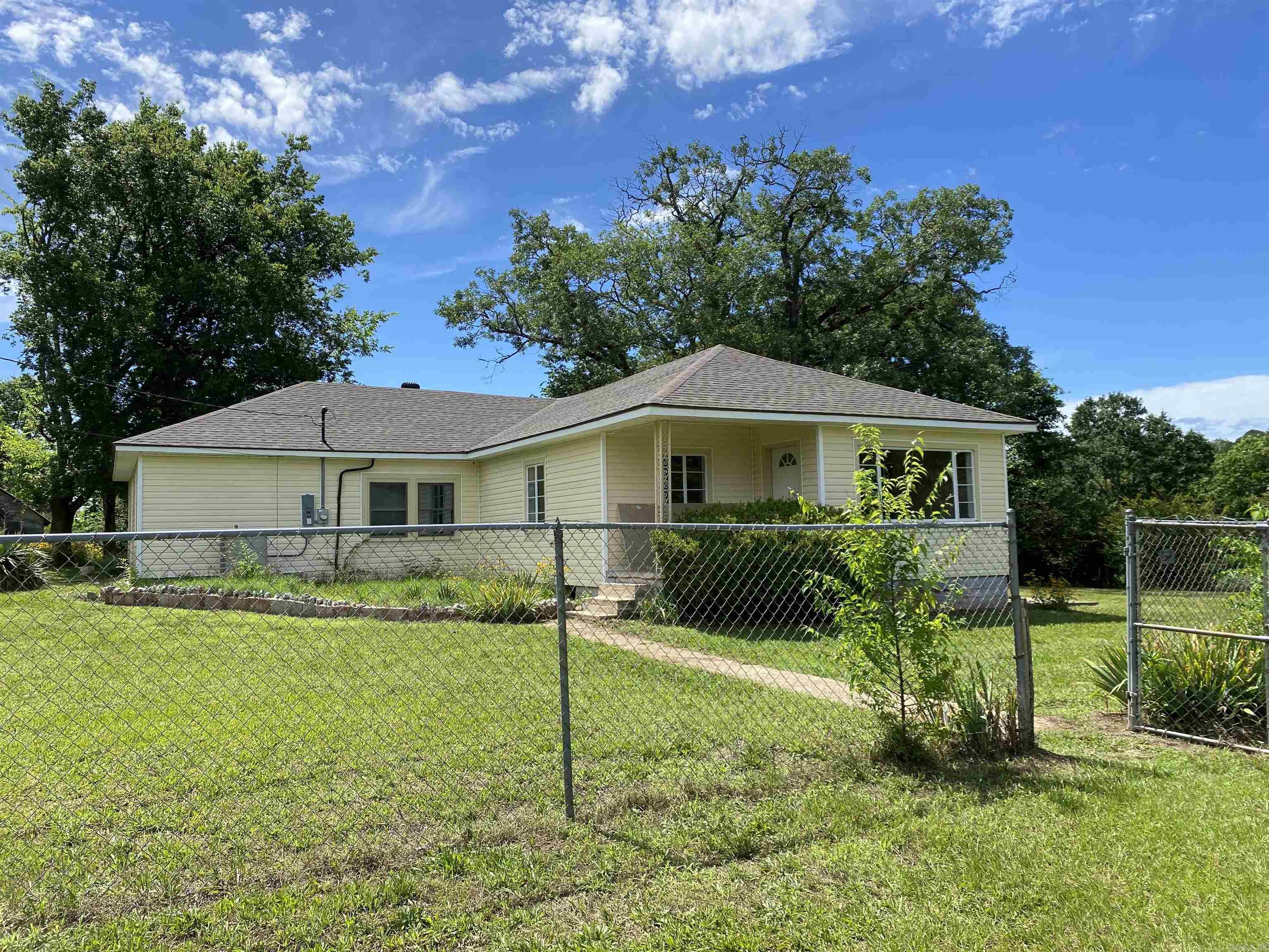 41 Mockingbird Lane Story, Ar Property Photo 1