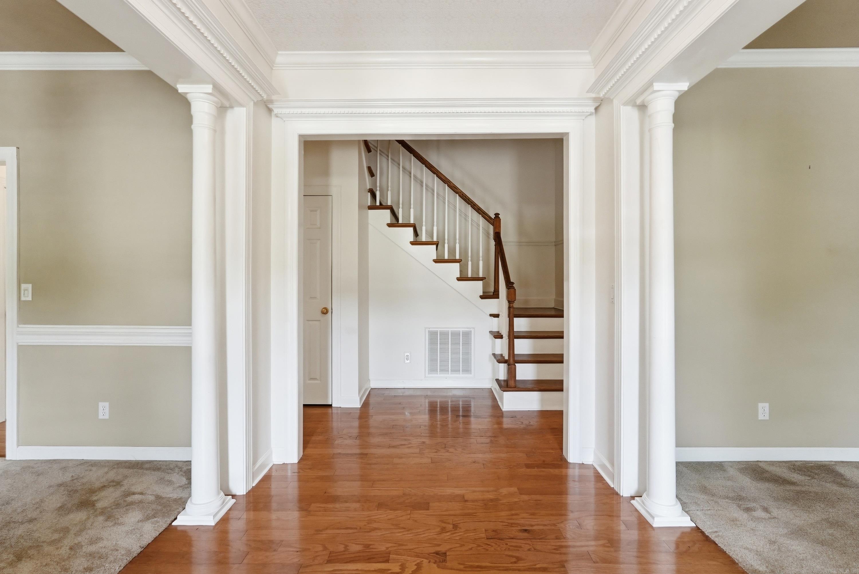 13609 Napoleon Road Property Photo 8
