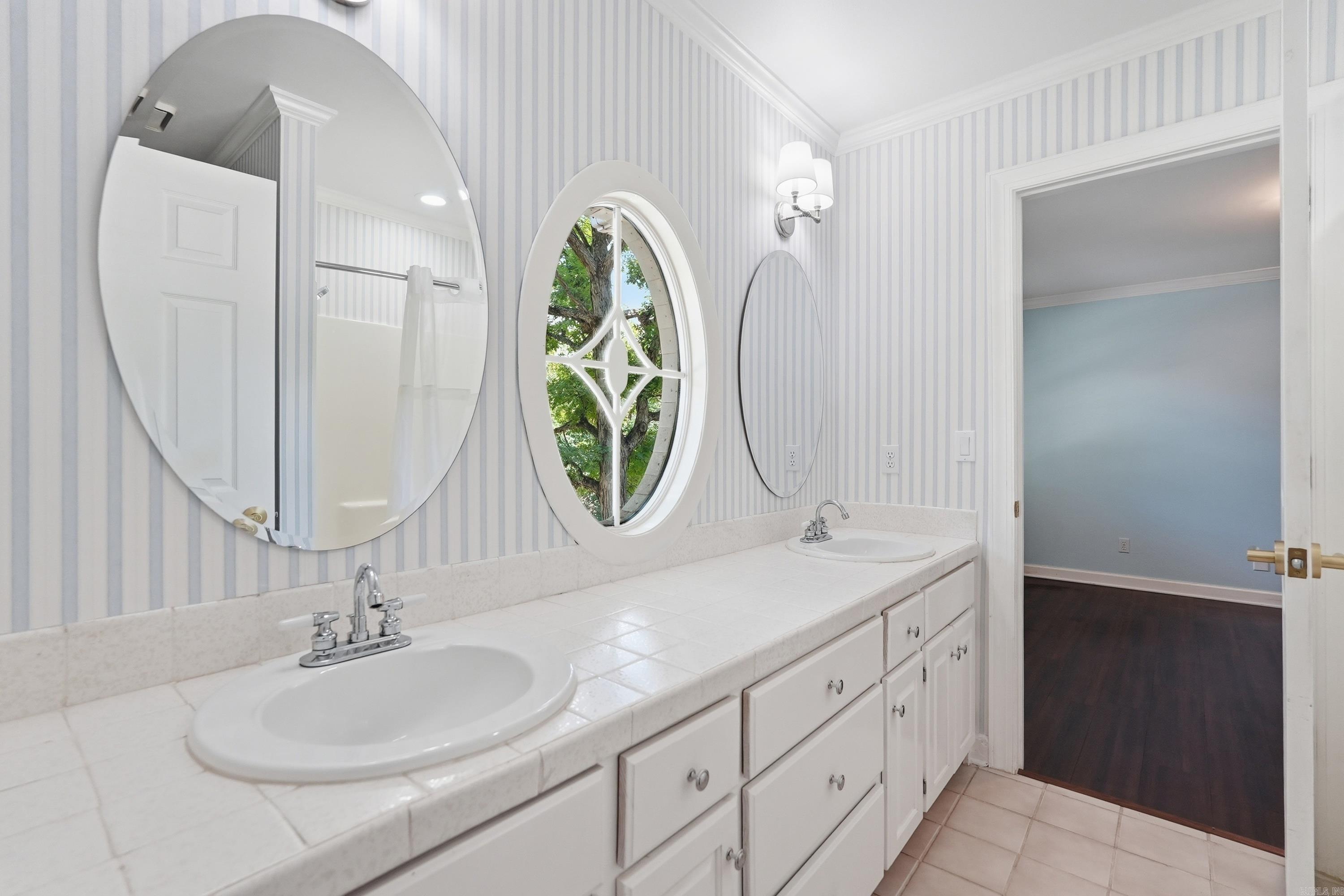 13609 Napoleon Road Property Photo 28
