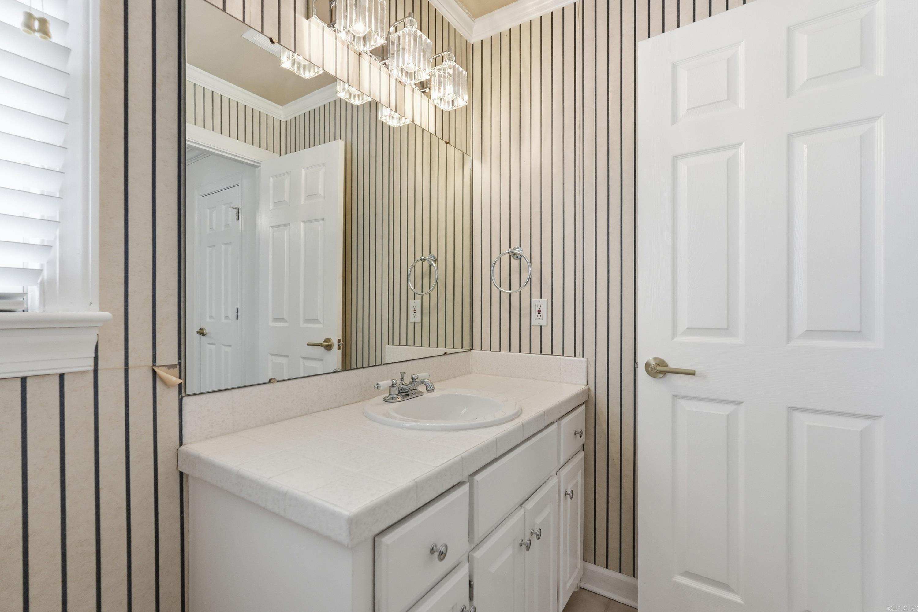 13609 Napoleon Road Property Photo 32