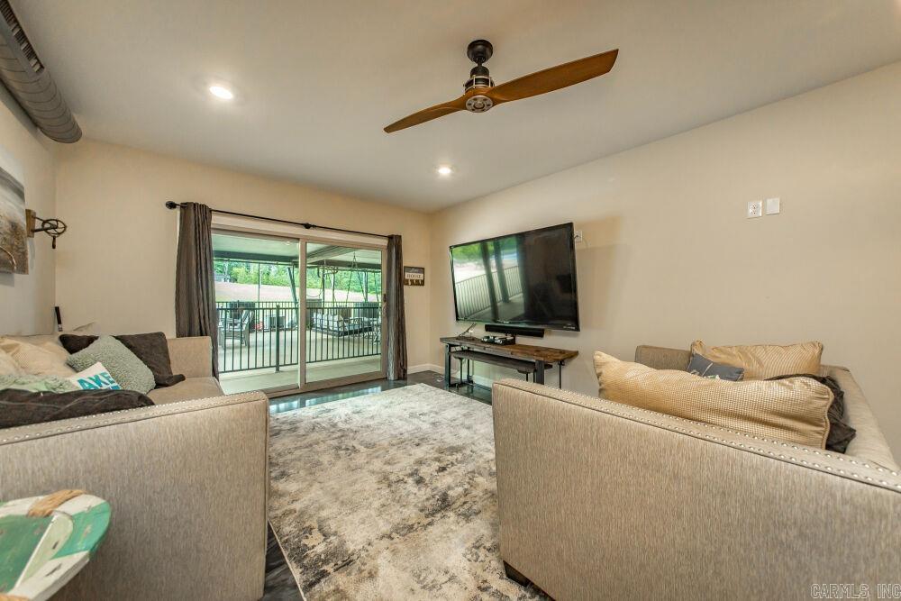7910 Edgemont Rd, Suite 101 Property Photo 1