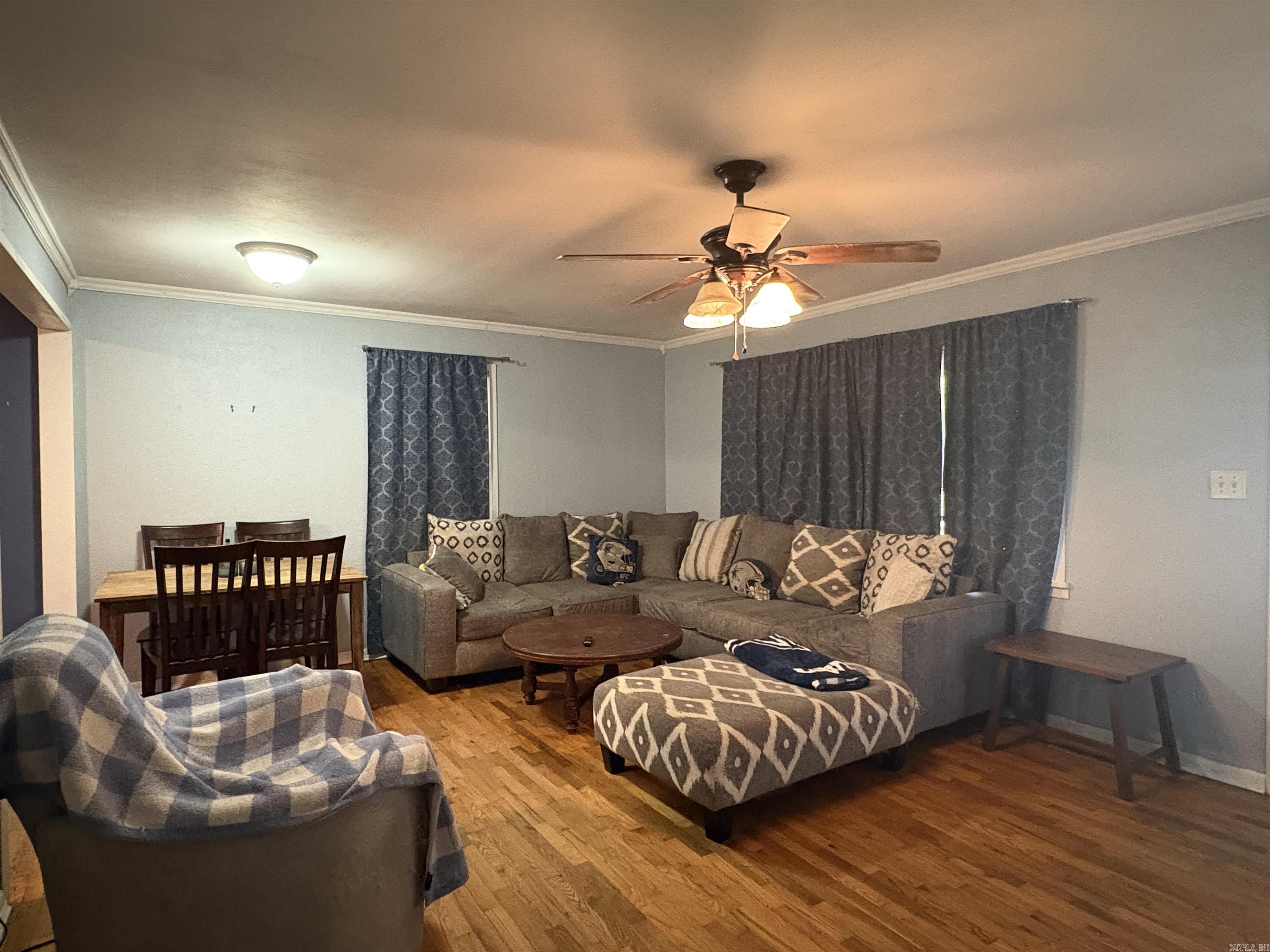 2308 Sylvia Street Property Photo 6