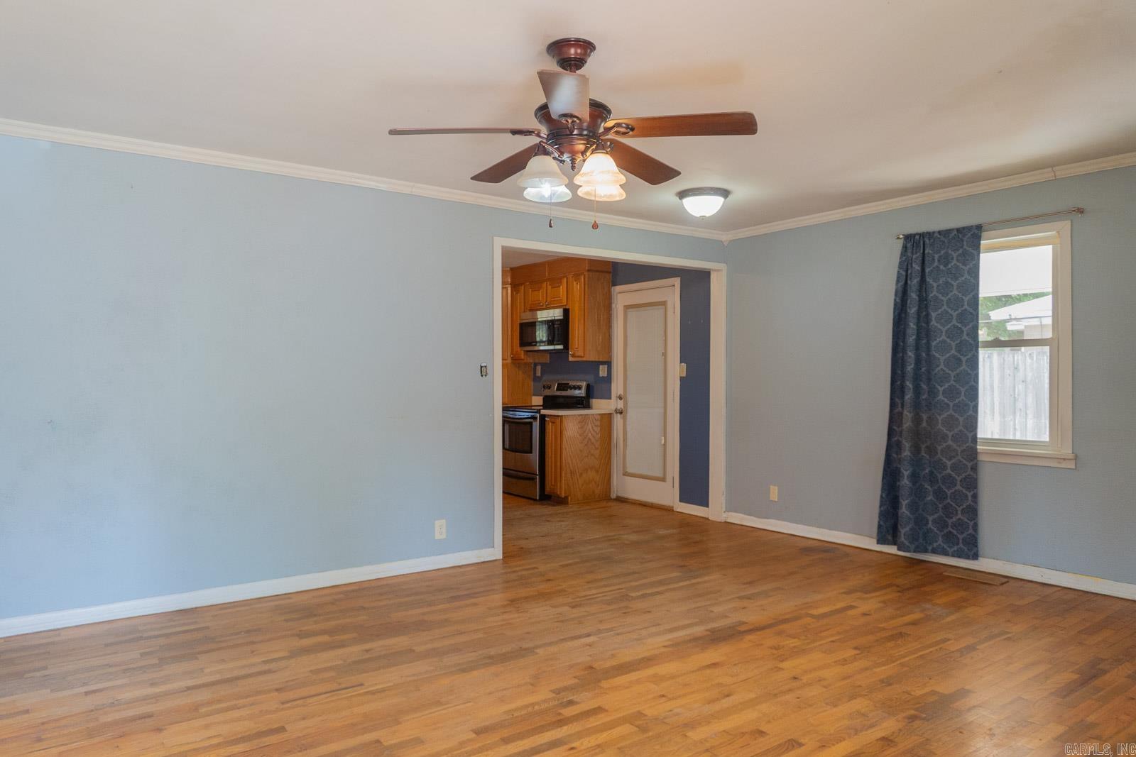 2308 Sylvia Street Property Photo 6