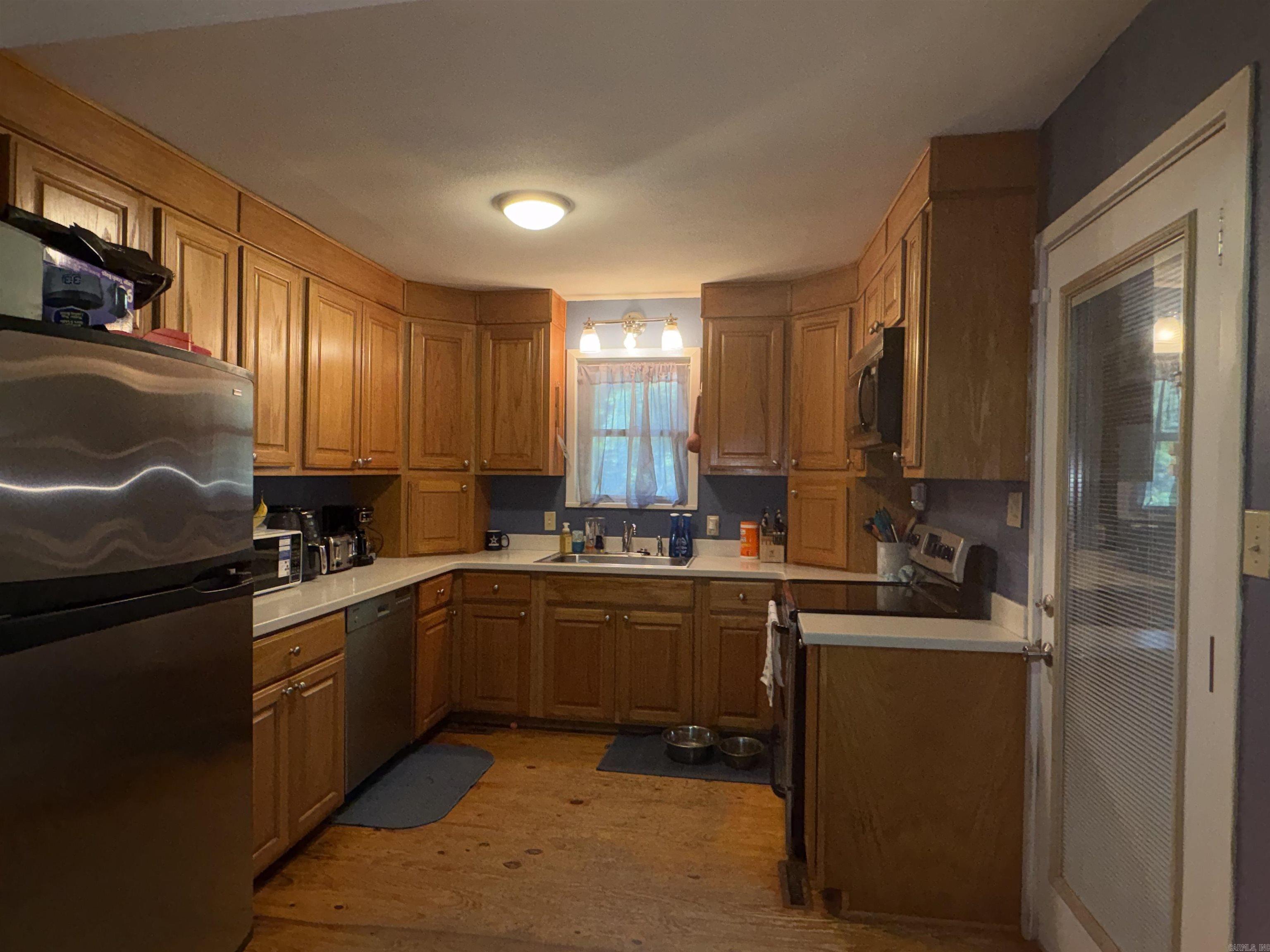 2308 Sylvia Street Property Photo 7
