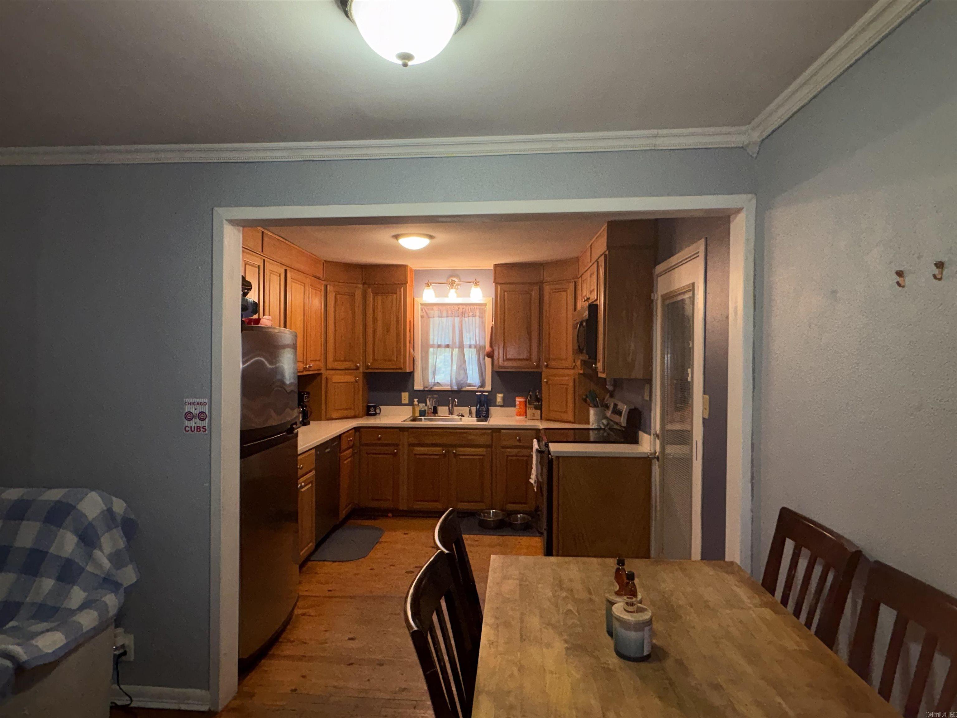 2308 Sylvia Street Property Photo 8