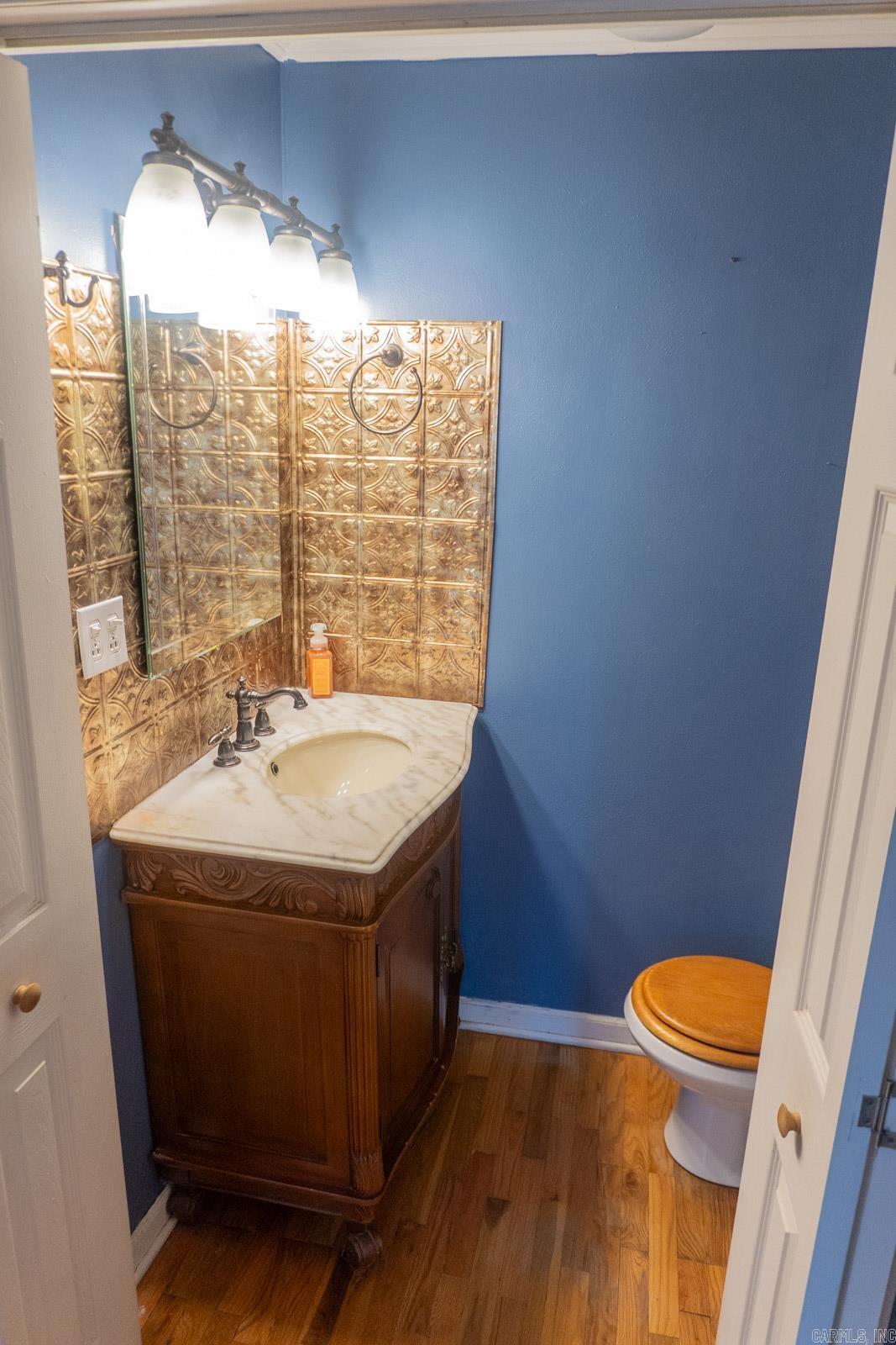 2308 Sylvia Street Property Photo 14