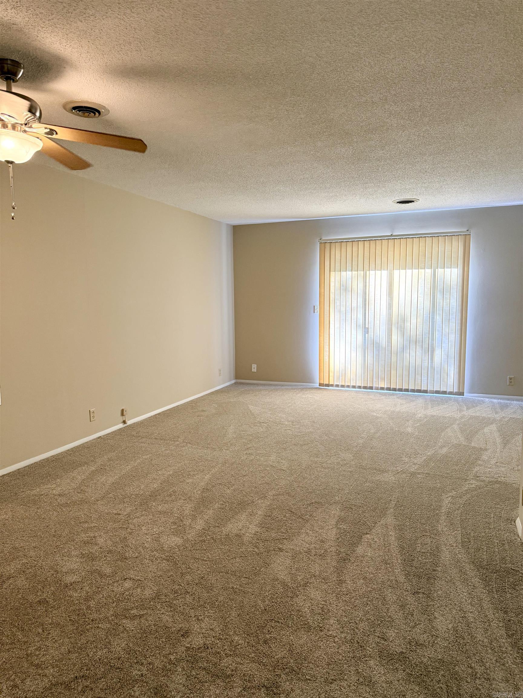 135 Hillview #54 Drive Property Photo 7