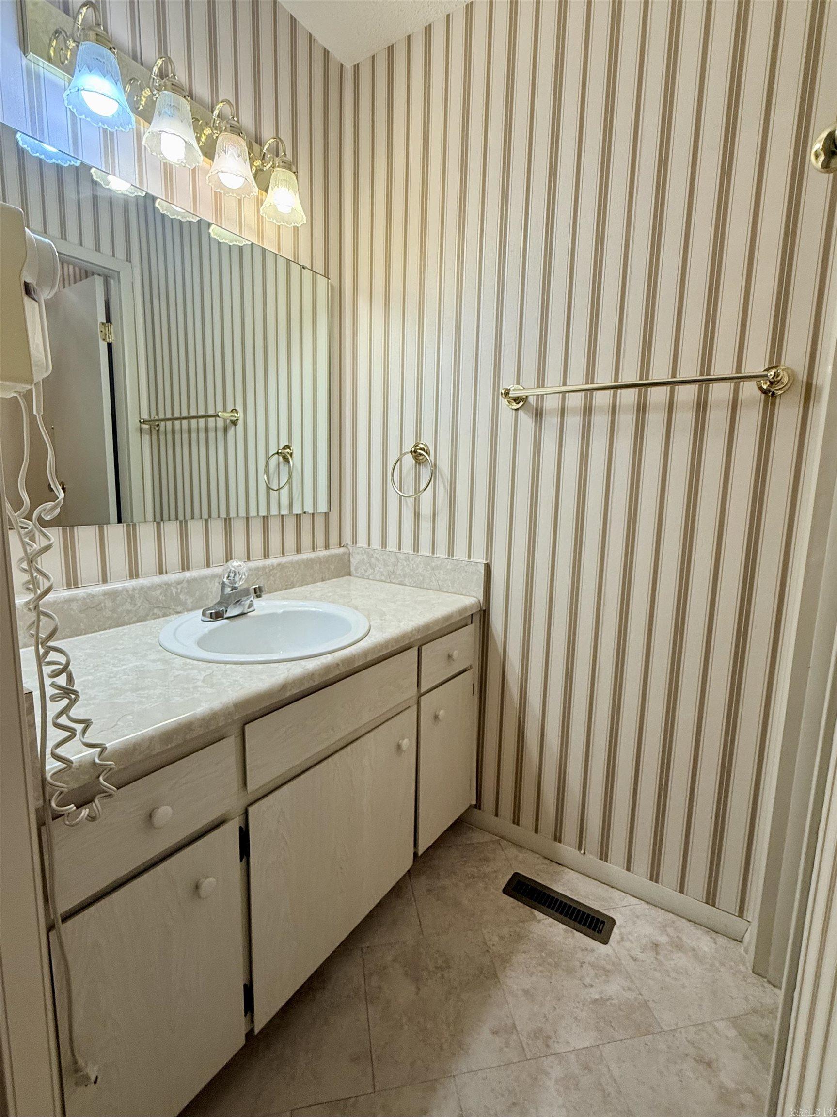 135 Hillview #54 Drive Property Photo 19