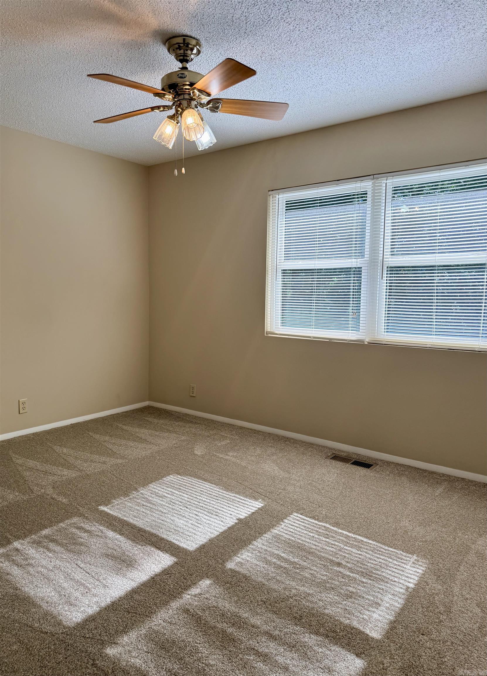 135 Hillview #54 Drive Property Photo 23