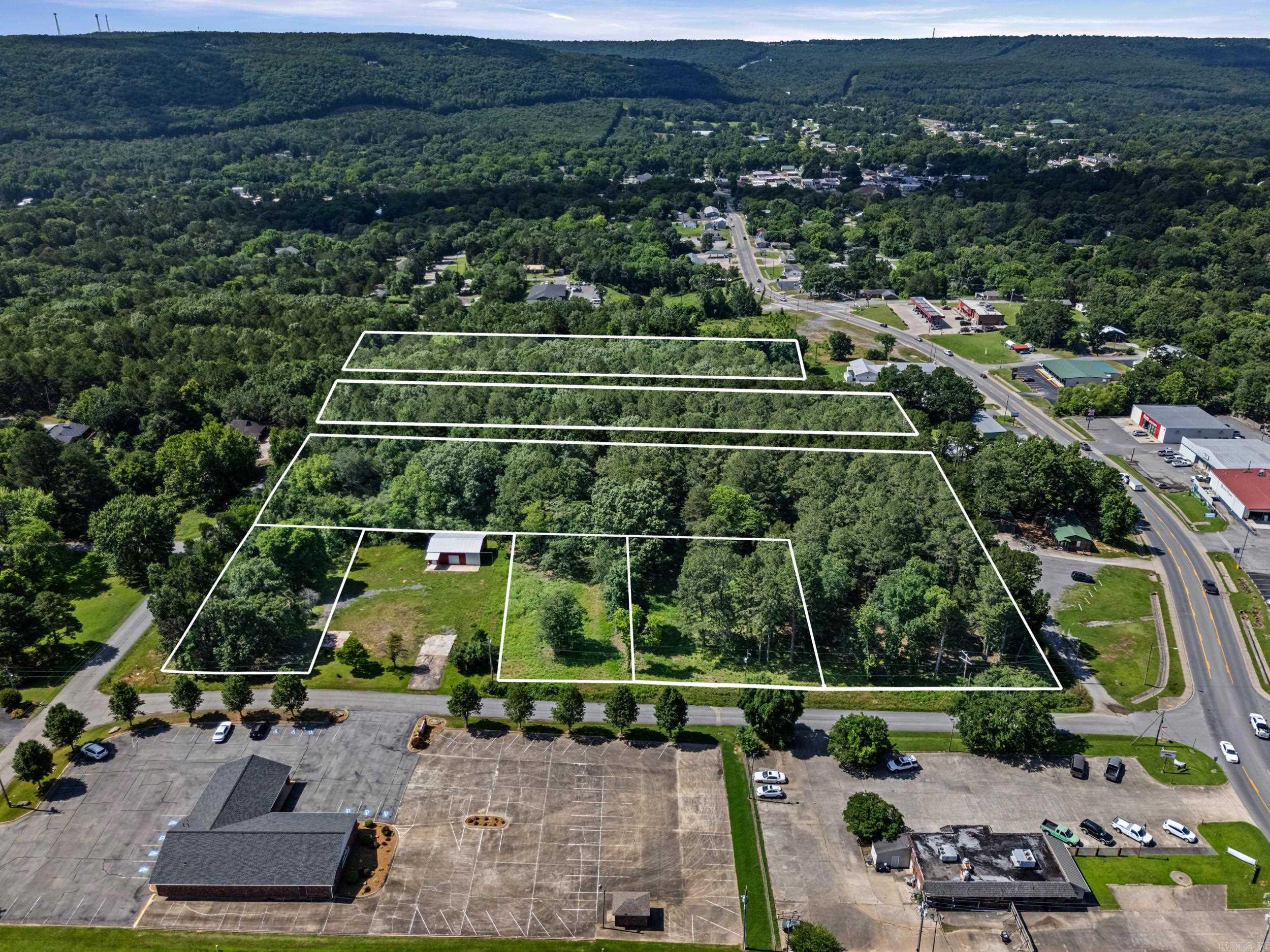 100 SunnyMeadow/Broadway Property Photo 1