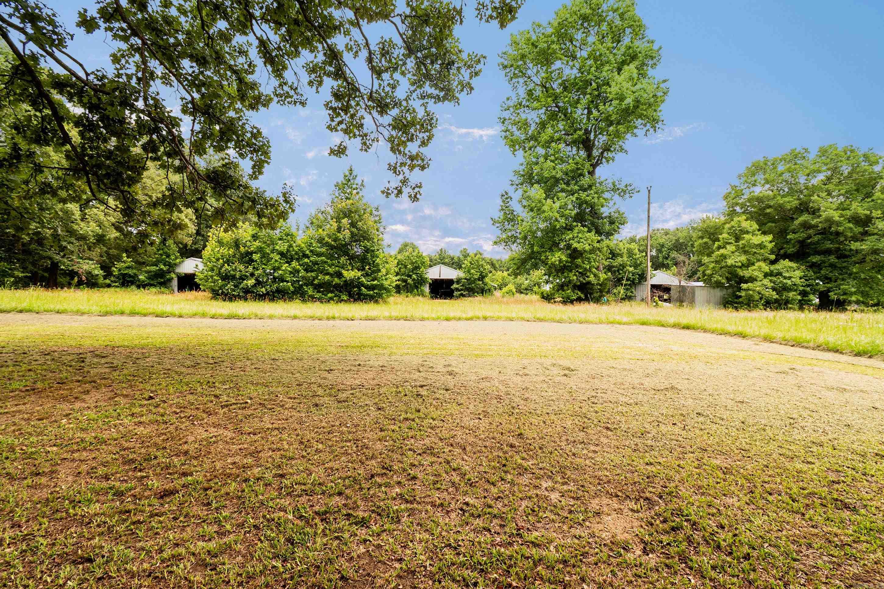 160 Mcmahon Ln Property Photo 5