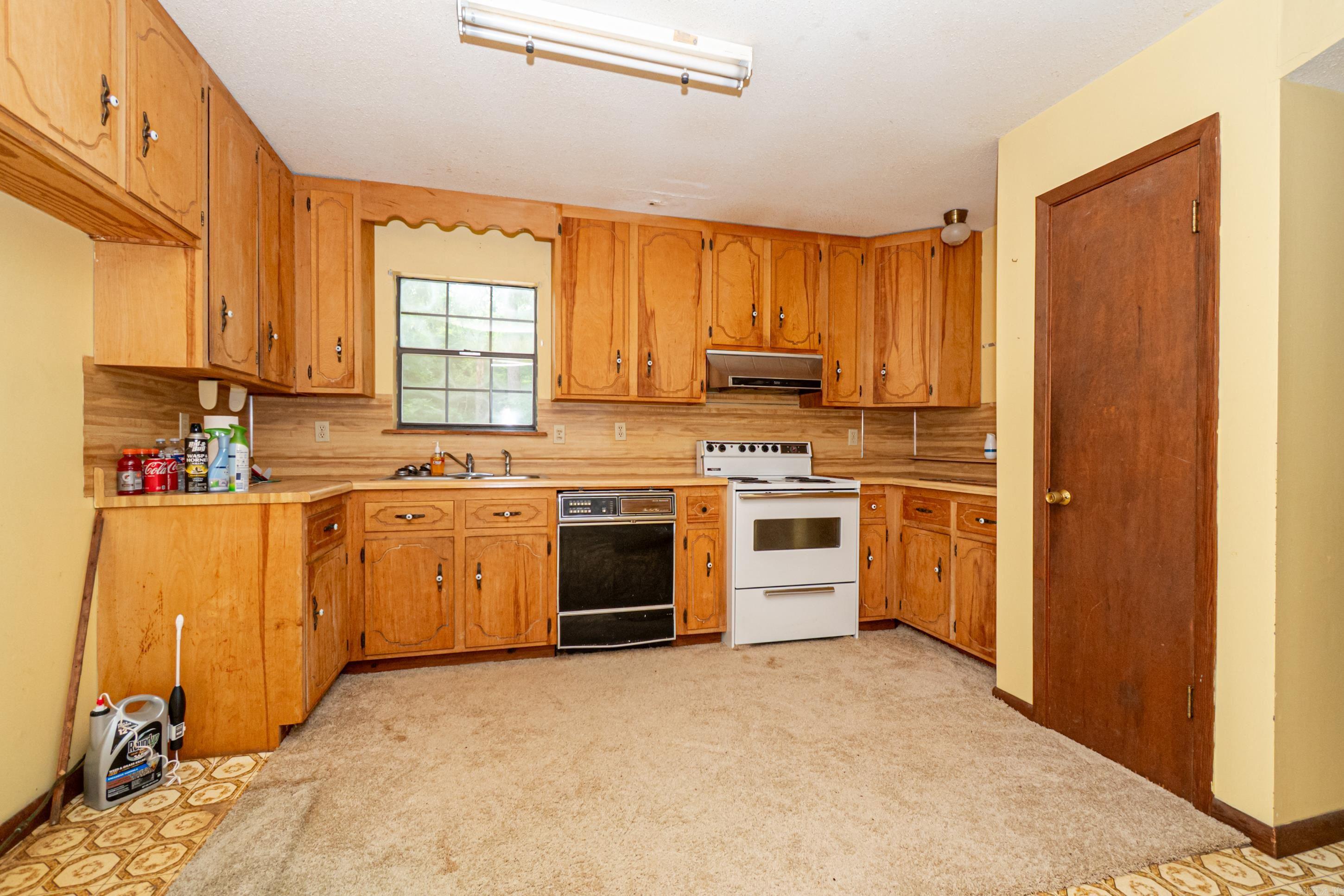 160 Mcmahon Ln Property Photo 7