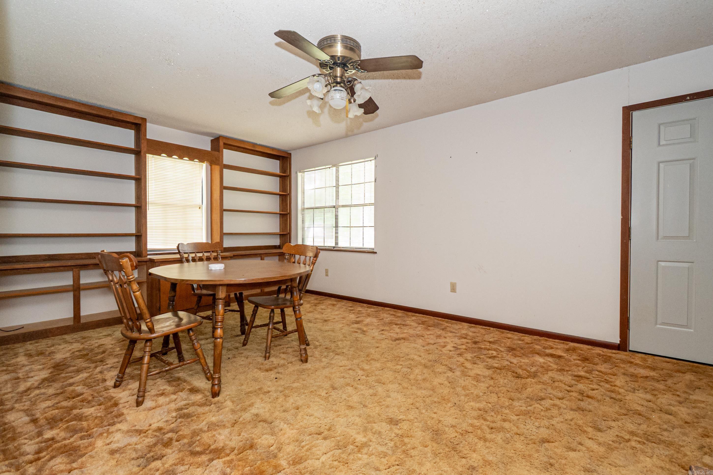 160 Mcmahon Ln Property Photo 8