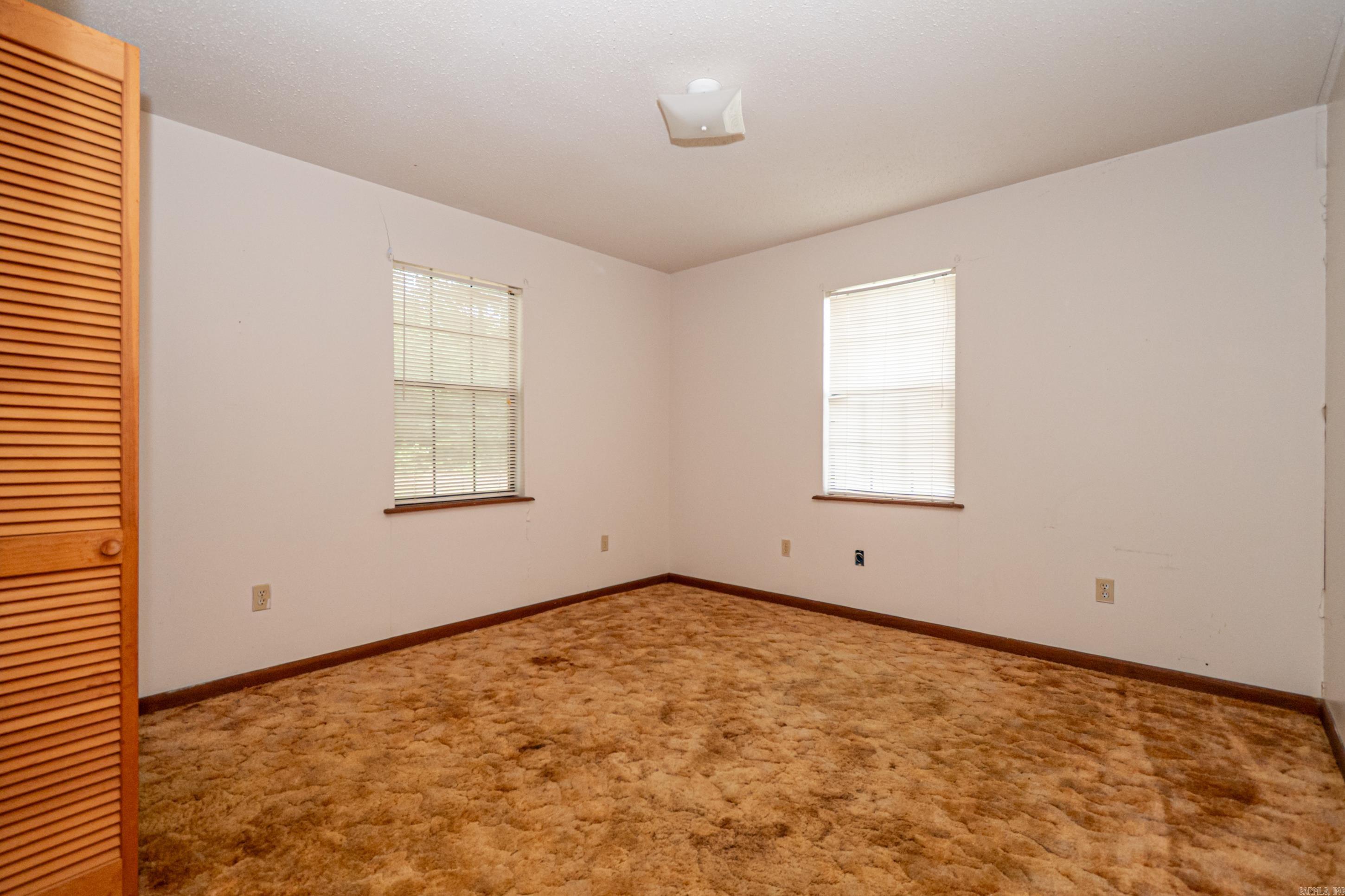 160 Mcmahon Ln Property Photo 13