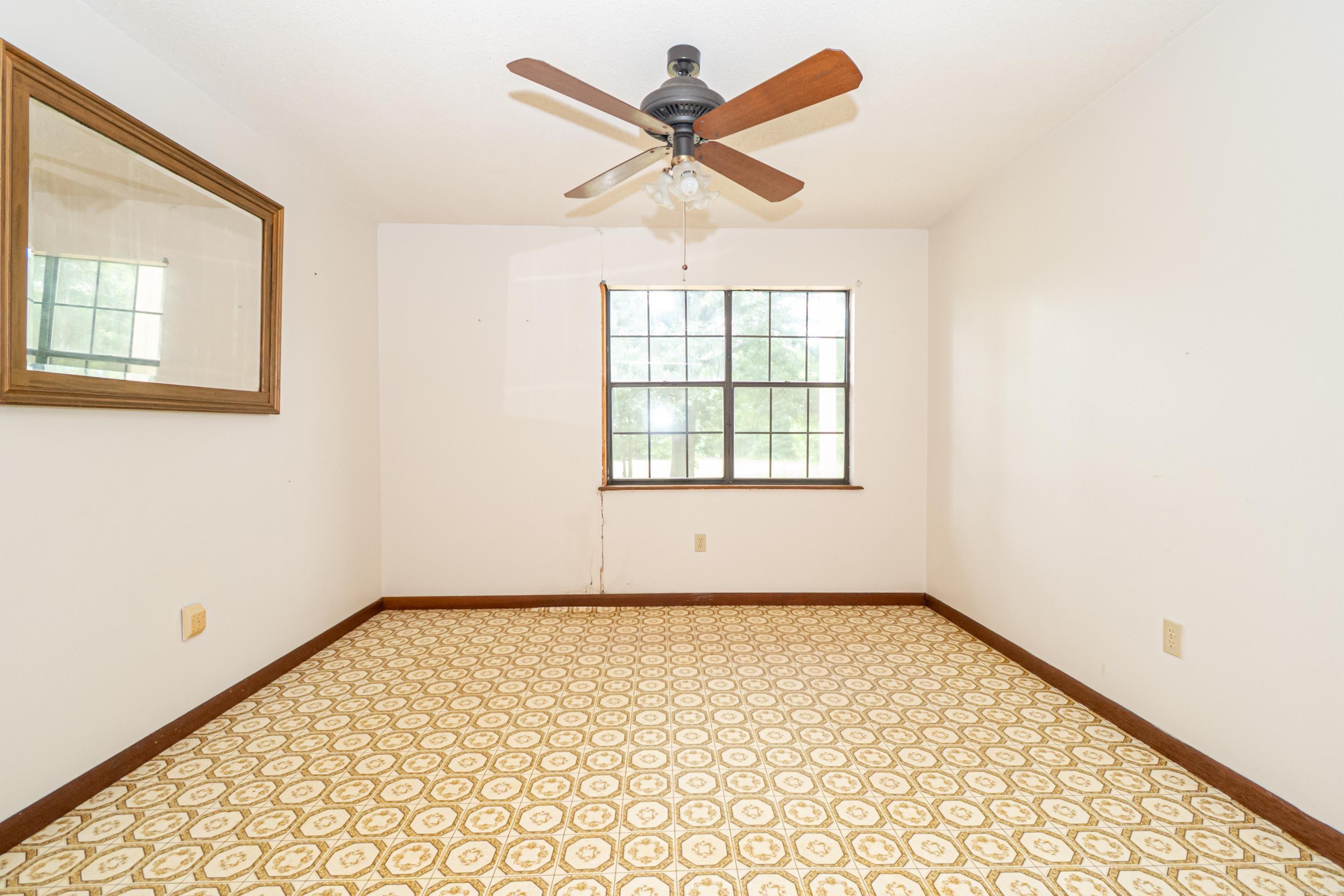 160 Mcmahon Ln Property Photo 19
