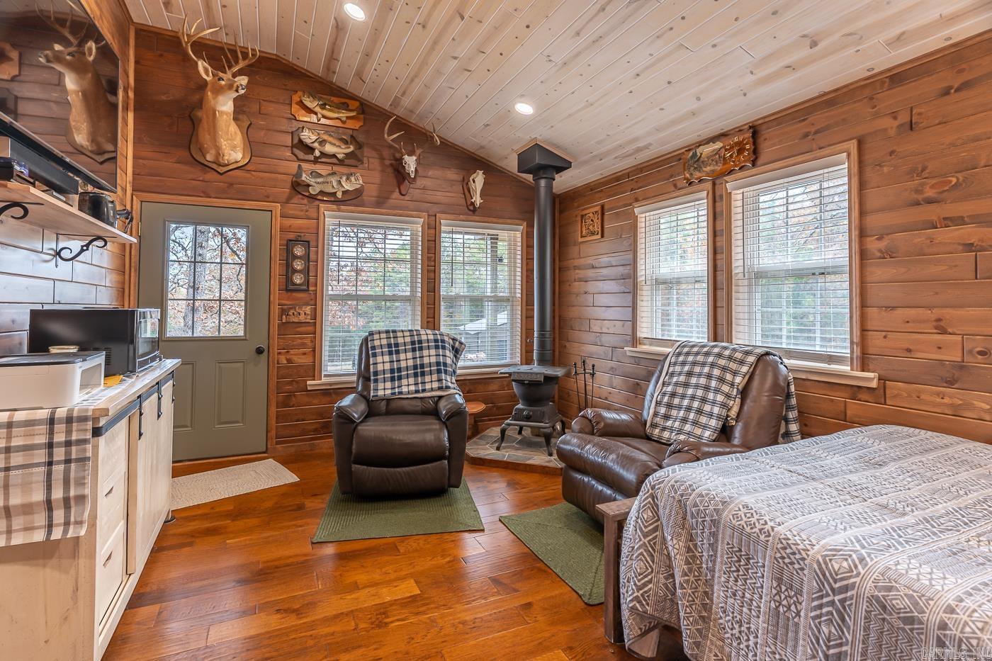 421 Tail Star Trl Property Photo 7