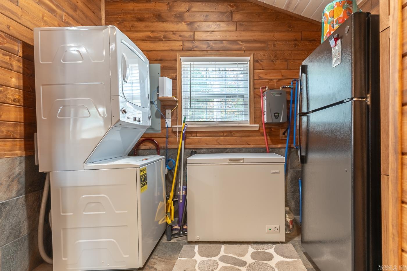 421 Tail Star Trl Property Photo 16