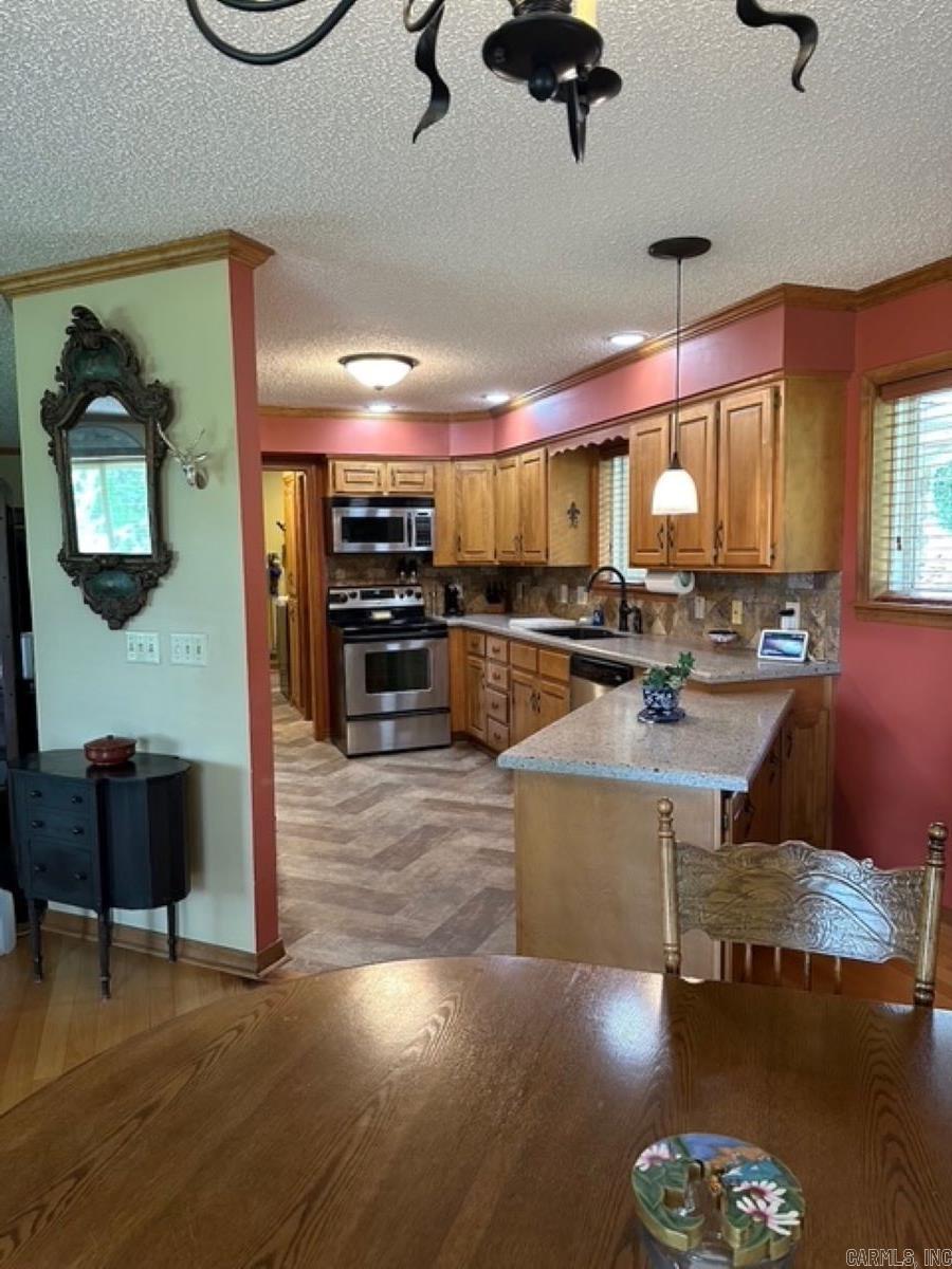 105 Crest Drive Property Photo 17